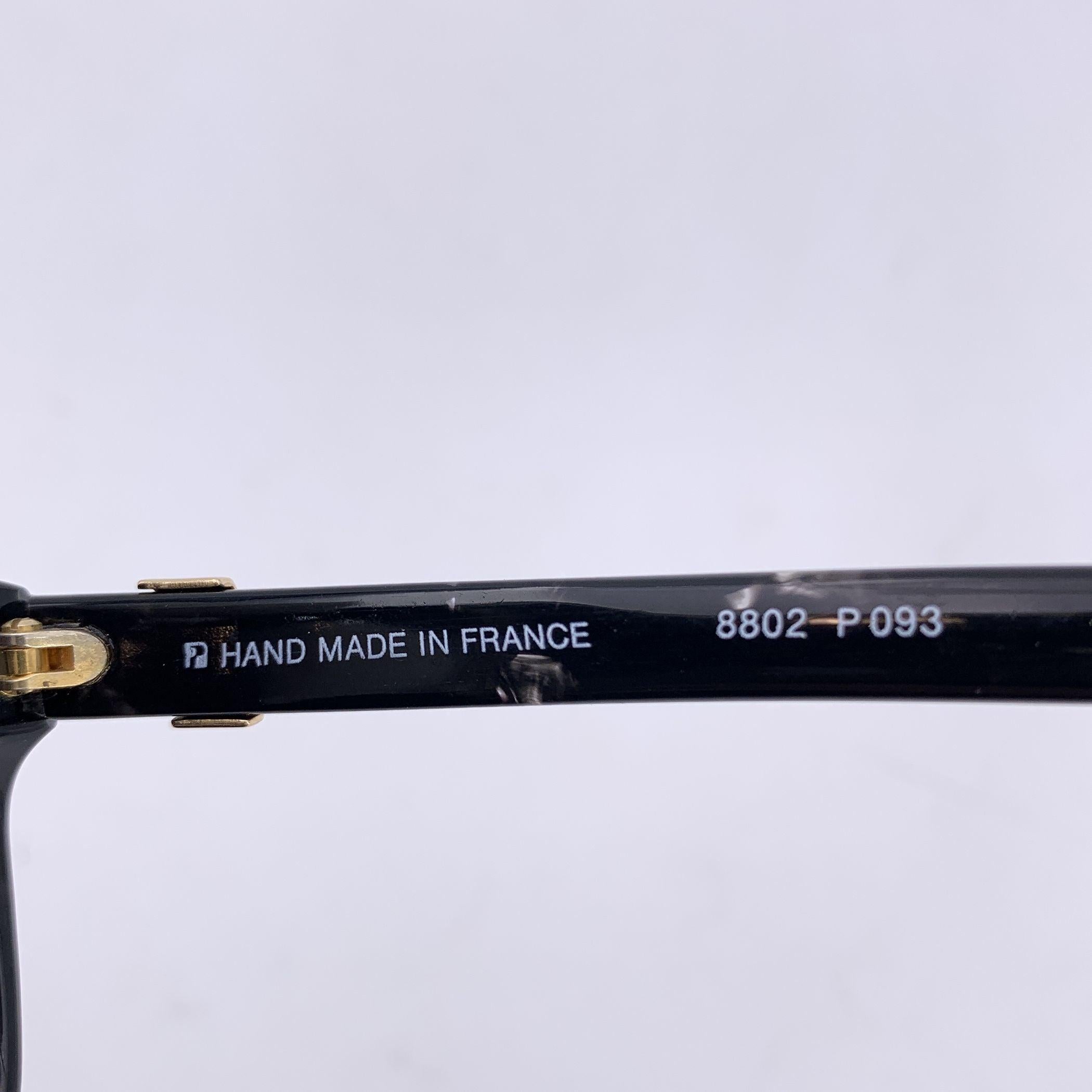 Femenino o masculino Gafas de sol Yves Saint Laurent Vintage Negras 8802 P 093 56/11 140 mm en venta