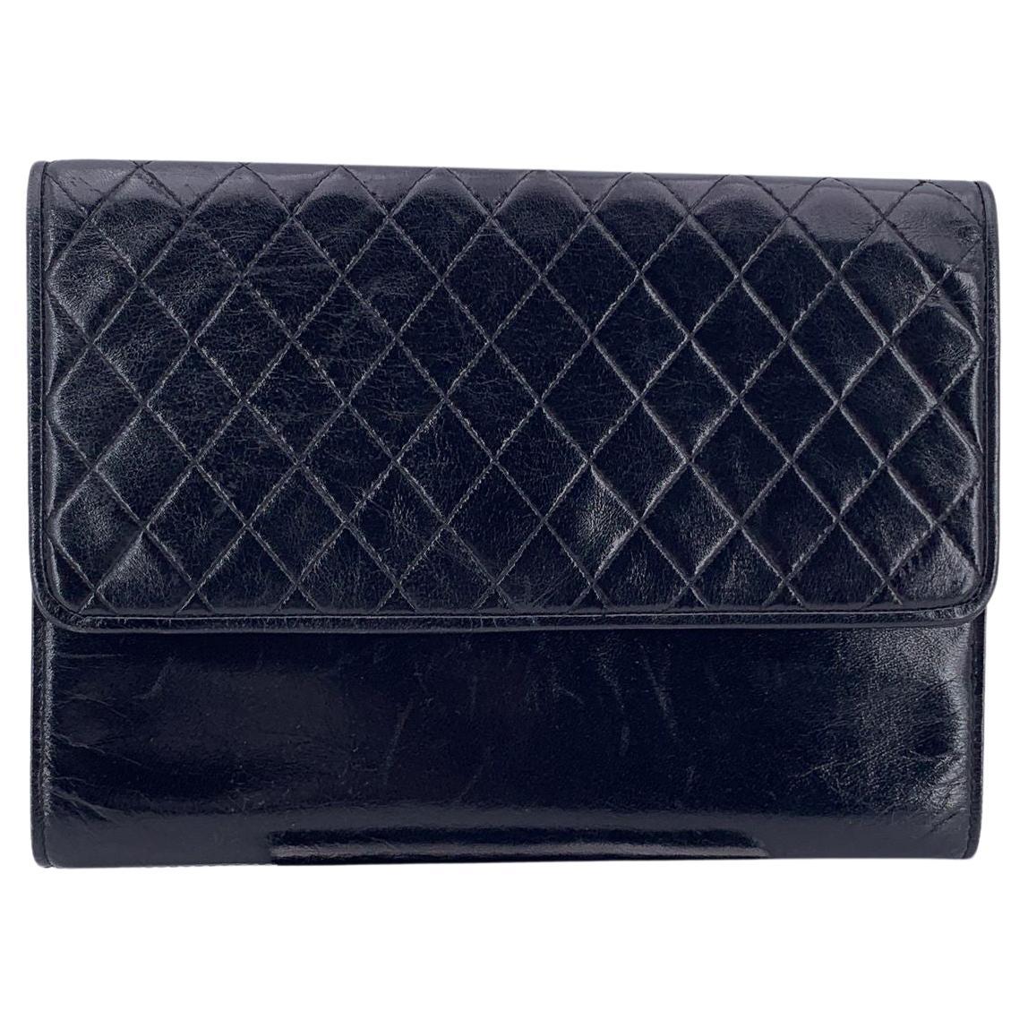 Yves Saint Laurent Pochette in pelle trapuntata con diamanti neri vintage in vendita