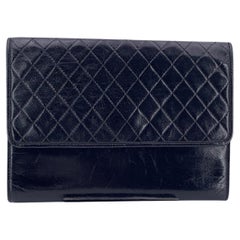 Yves Saint Laurent Pochette in pelle trapuntata con diamanti neri vintage