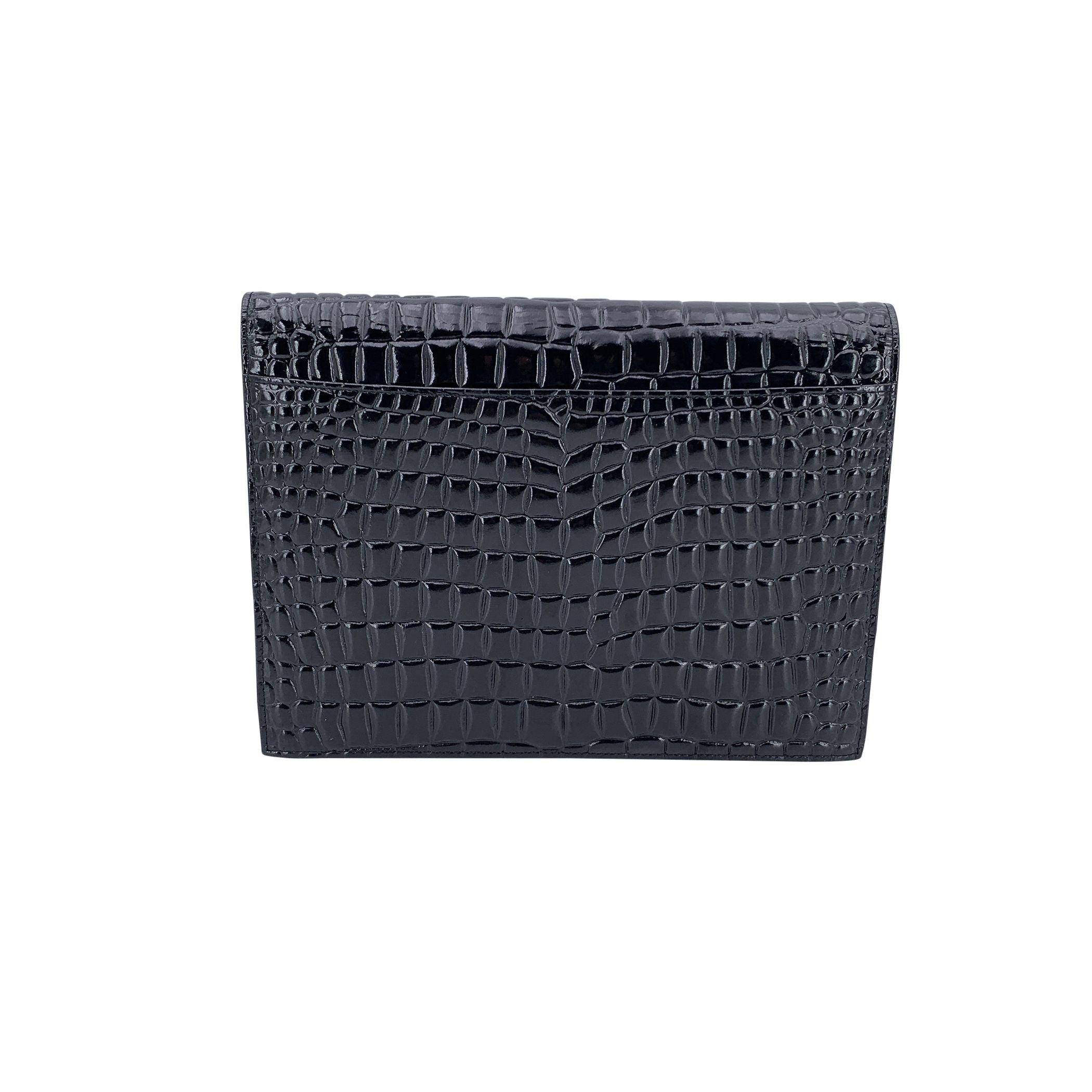 Yves Saint Laurent Vintage Schwarz Geprägtes Lackleder Clutch Tasche im Zustand „Hervorragend“ im Angebot in Rome, Rome