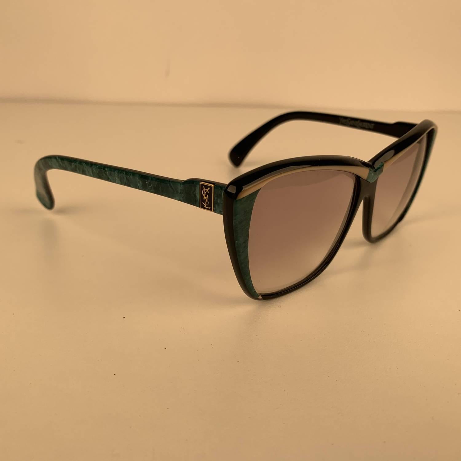 Yves Saint Laurent Vintage Black Green Sunglasses 8706 PO 73 In Excellent Condition In Rome, Rome