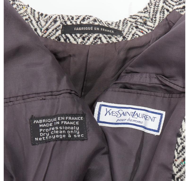 Yves Saint Laurent Veste blazer vintage en tweed noir et gris à chevrons colorés 3