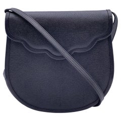 Yves Saint Laurent Vintage Schwarze Vintage Messenger-Umhängetasche aus Leder