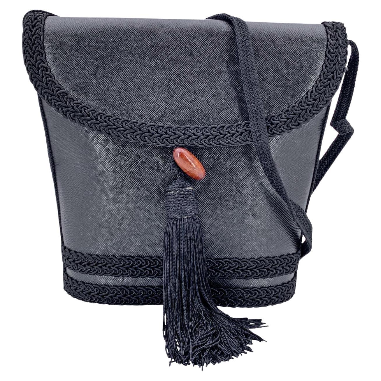 Yves Saint Laurent Borsa a tracolla con nappe in pelle nera vintage