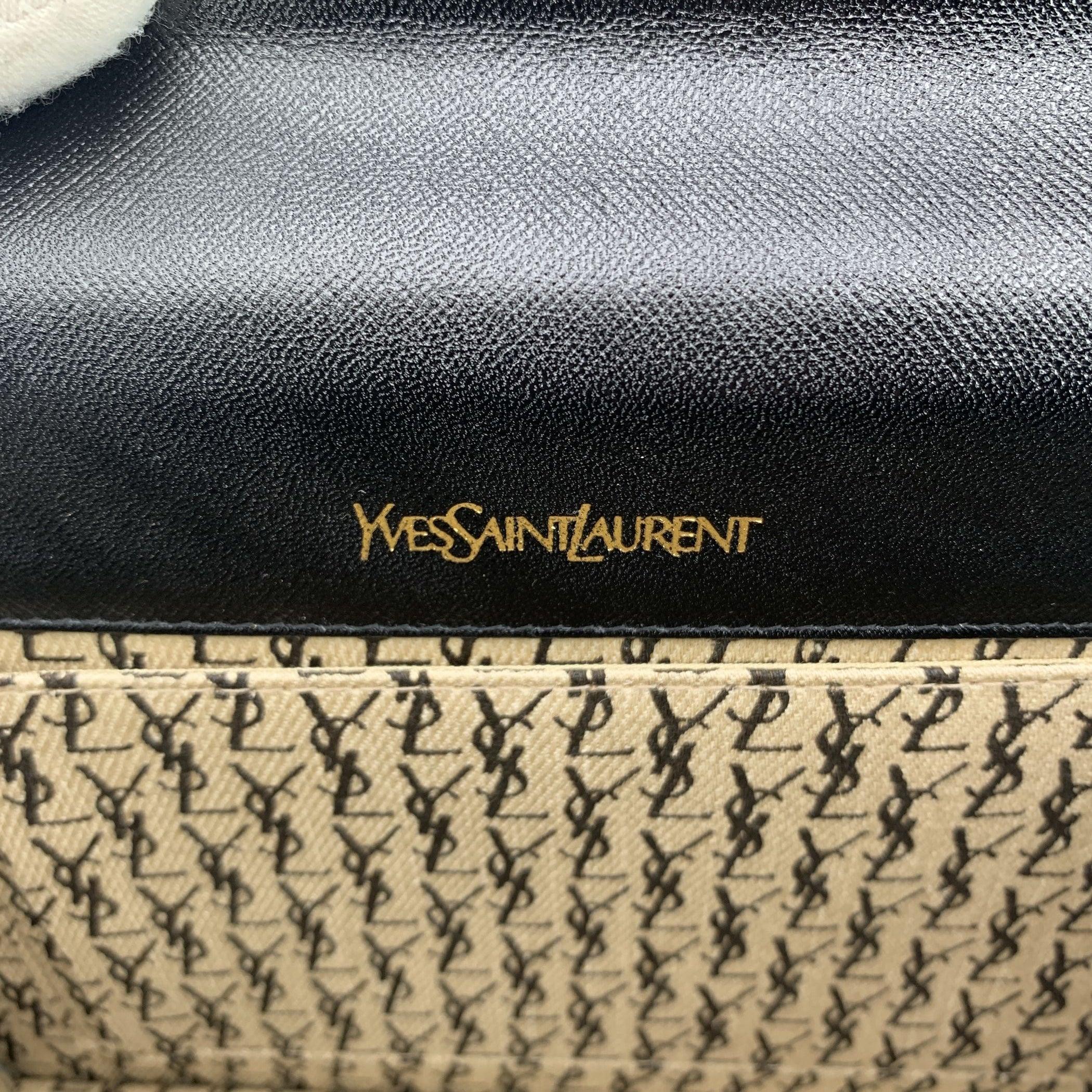 Yves Saint Laurent Vintage Black Leather Trapeze Clutch Bag Purse For Sale 3