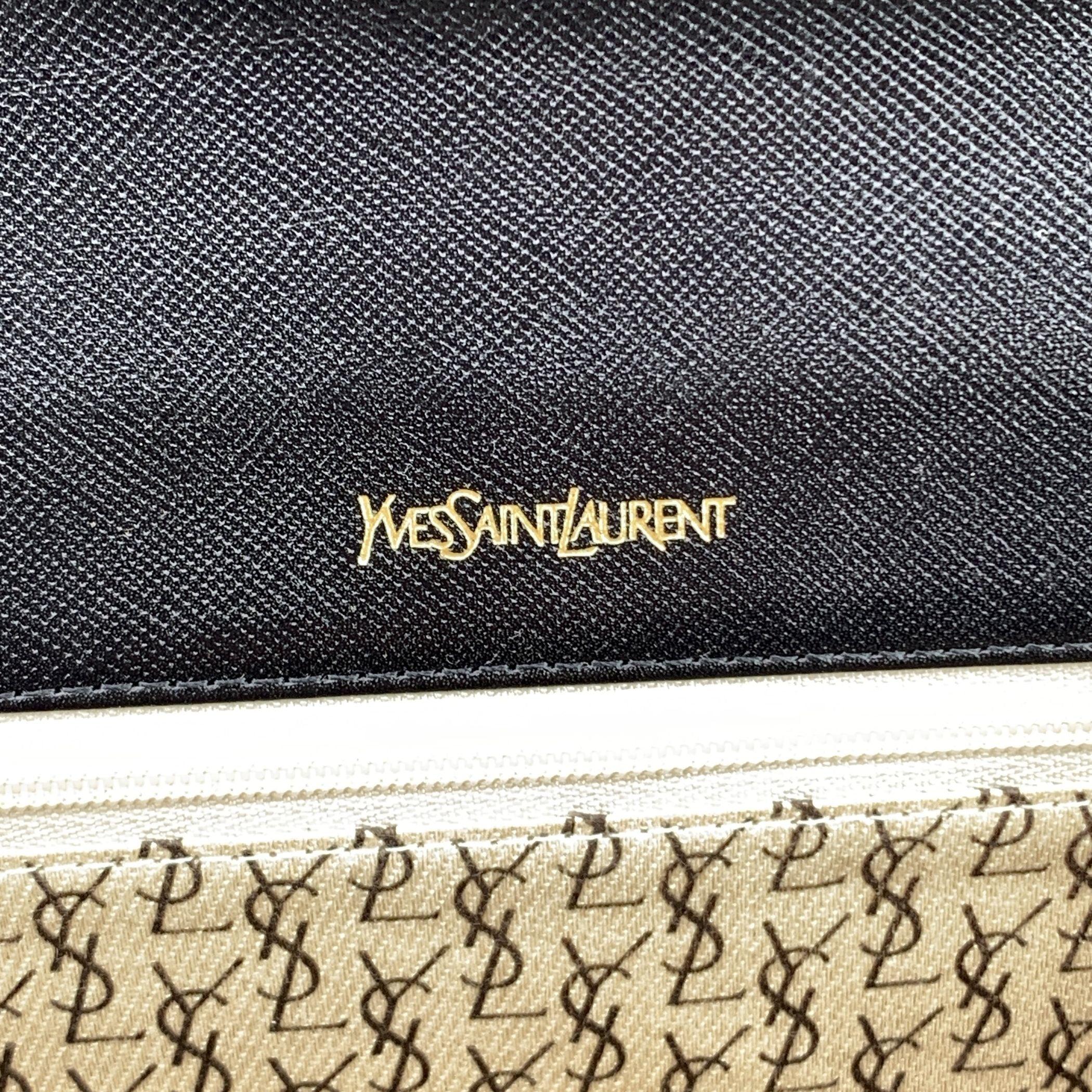 Yves Saint Laurent Vintage Black Leather YSL Logo Flap Clutch Bag im Angebot 1