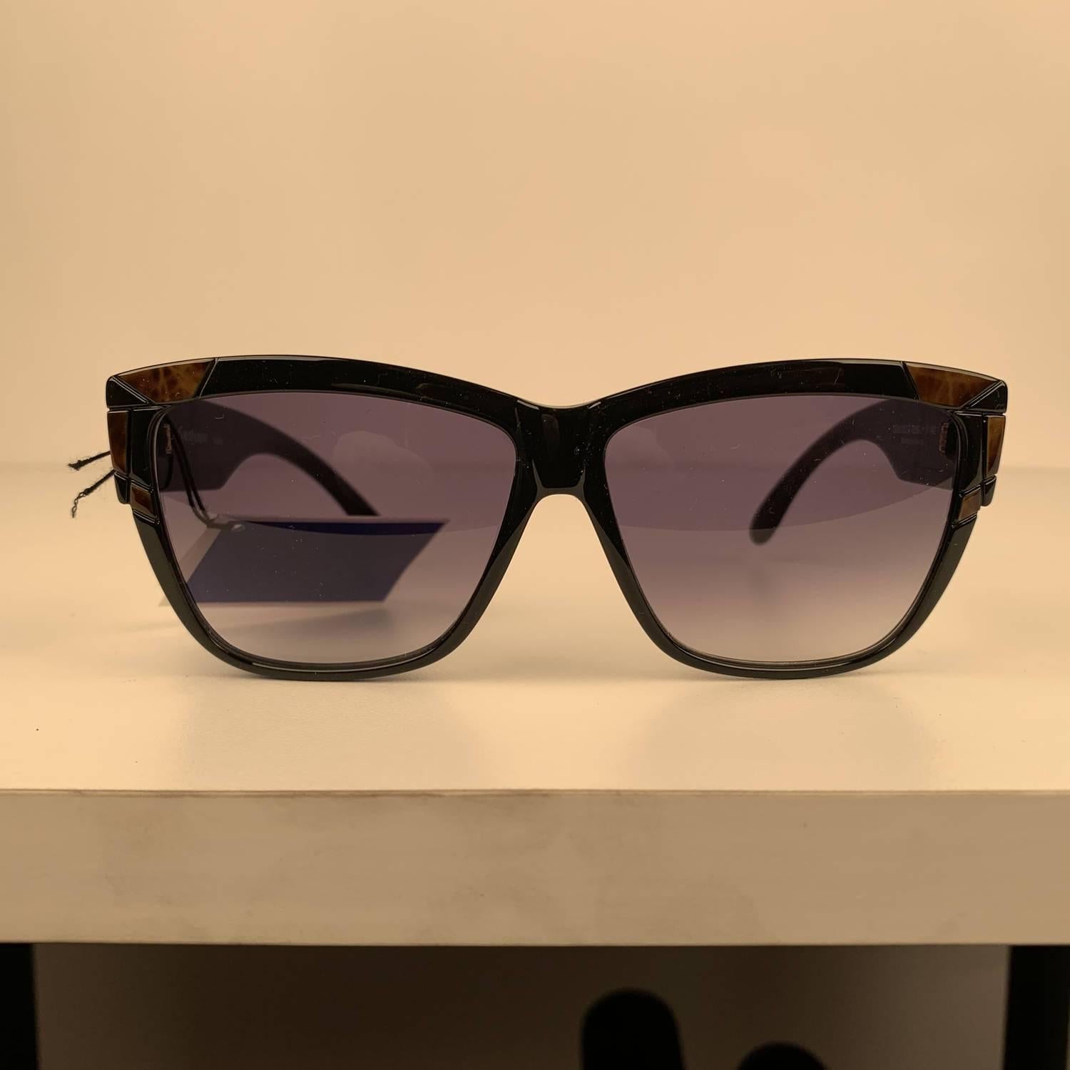Yves Saint Laurent Vintage Black Sunglasses Deauville 8859-1 Y 142 In Excellent Condition In Rome, Rome