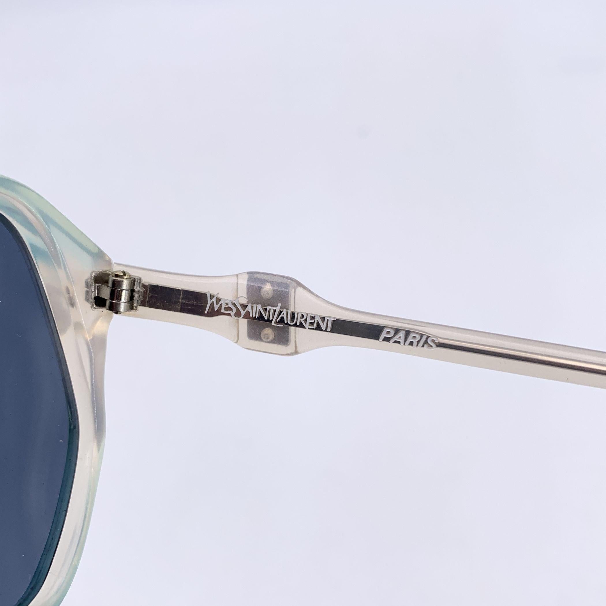 Yves Saint Laurent Vintage Blau Weiß Sonnenbrille FLORA 56/16 140mm Damen im Angebot