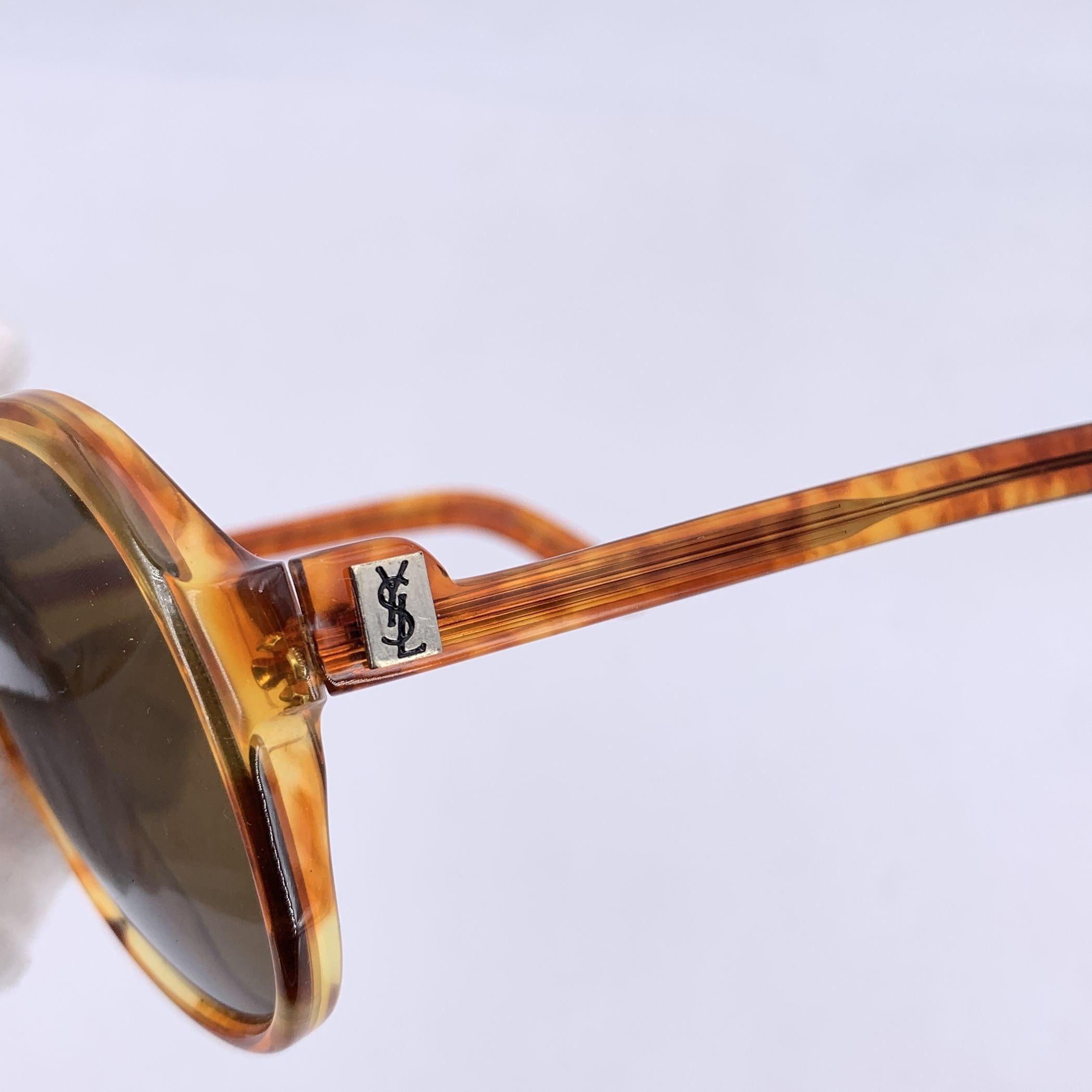 Occhiali da sole Yves Saint Laurent Vintage Brown Gaude 58/17 140mm In condizioni ottime in vendita a Rome, Rome