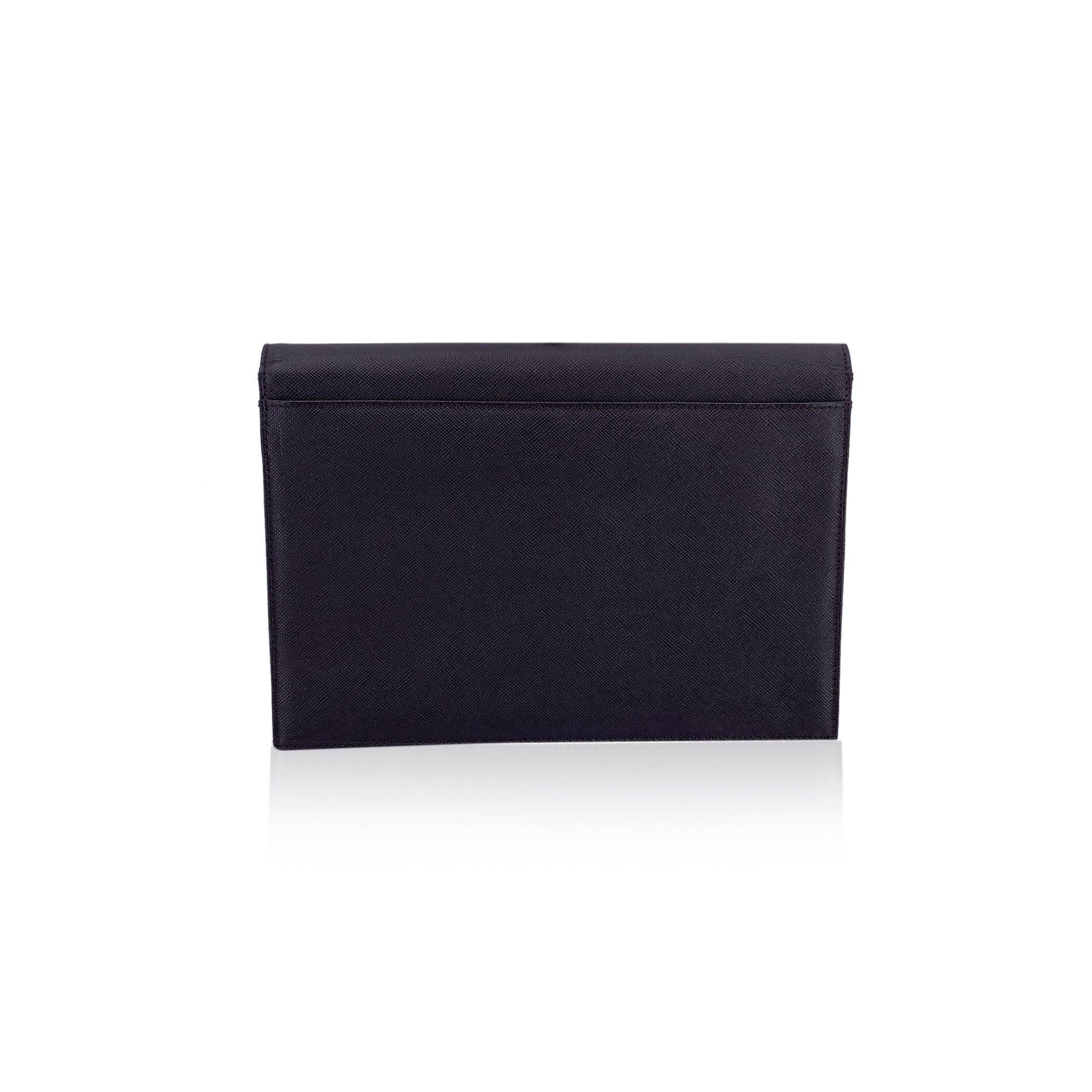 Yves Saint Laurent Vintage Braunes Leder YSL Logo Flap Clutch Tasche (Schwarz) im Angebot