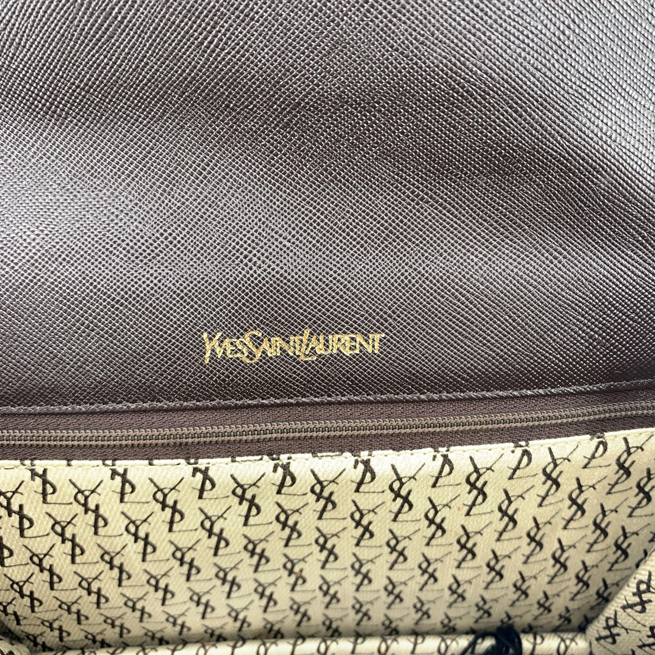 Yves Saint Laurent Vintage Braunes Leder YSL Logo Flap Clutch Tasche im Angebot 1