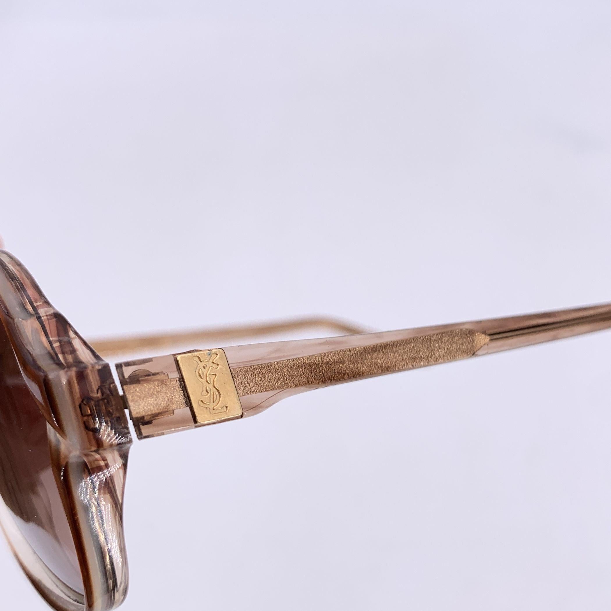De las mujeres Yves Saint Laurent Gafas de sol vintage marrones PLUTON 52/14 140mm en venta