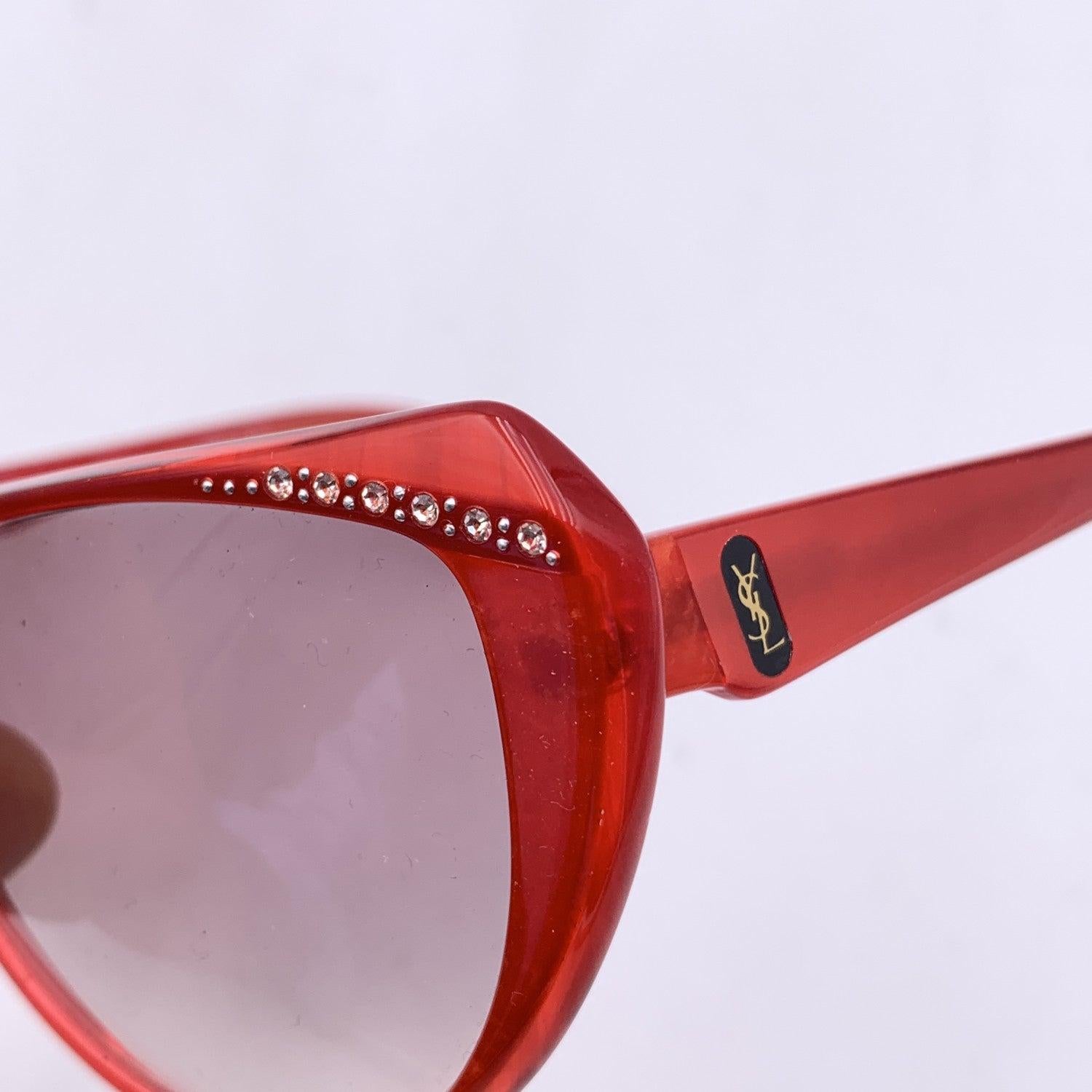 Women's Yves Saint Laurent Vintage Cat Eye Sunglasses 8704 P 74 55/14 130mm