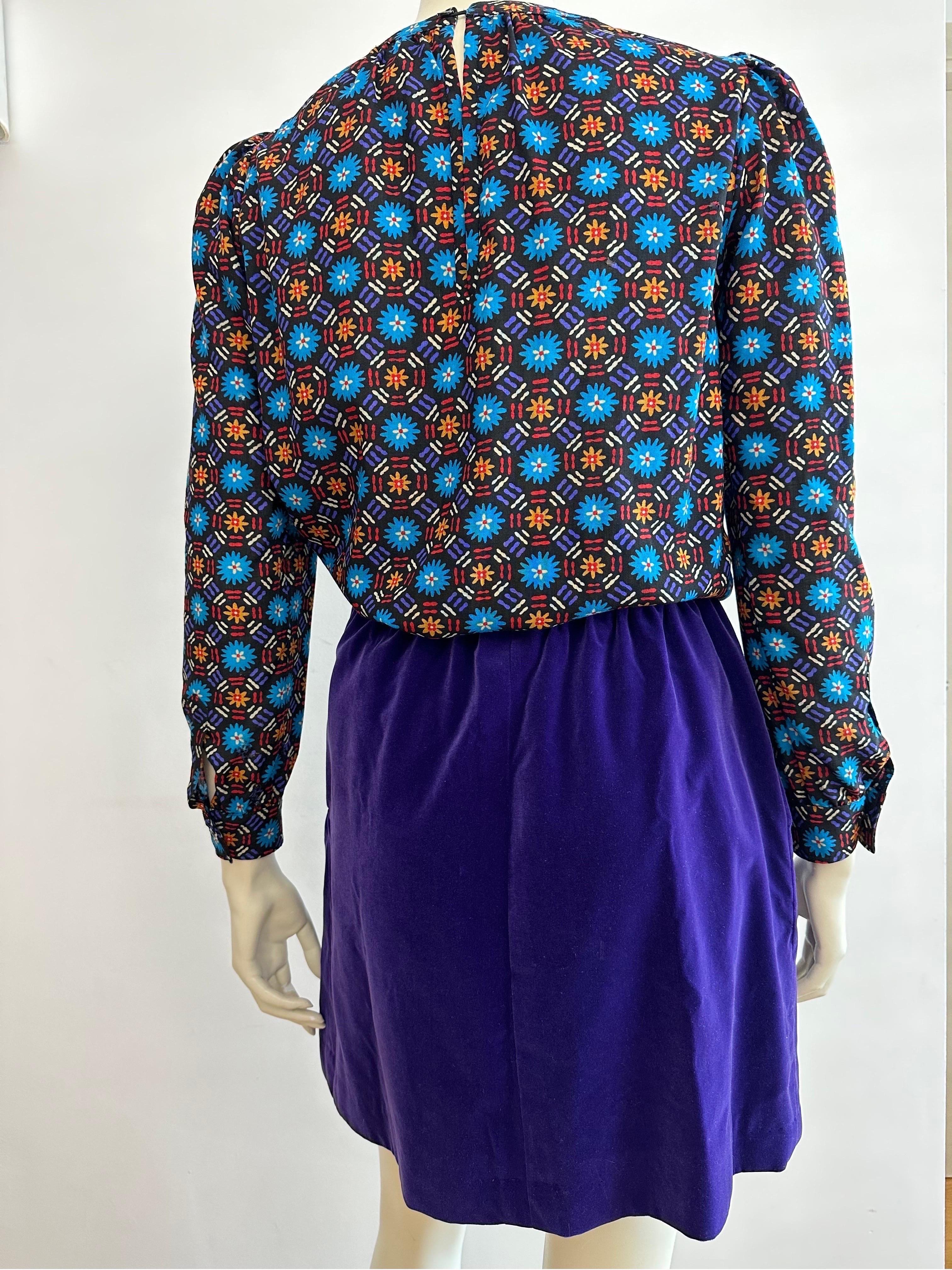 Yves saint Laurent vintage deep purple velvet skirt For Sale 1