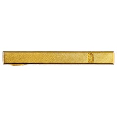 YVES SAINT LAURENT Vintage Gold Logo Metal Tie Clip YVES SAINT LAURENT Vintage Gold Logo Metal Tie Clip