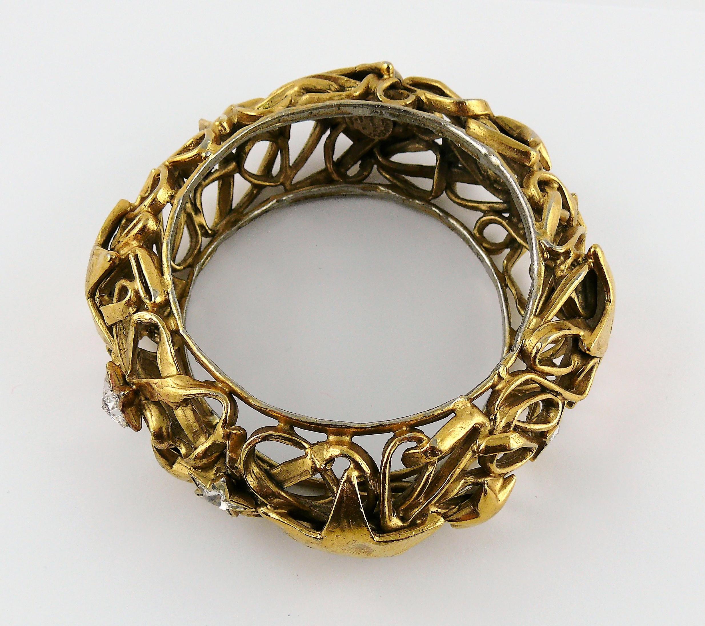Yves Saint Laurent Vintage Gold Toned Stars Cuff Bracelet For Sale 2