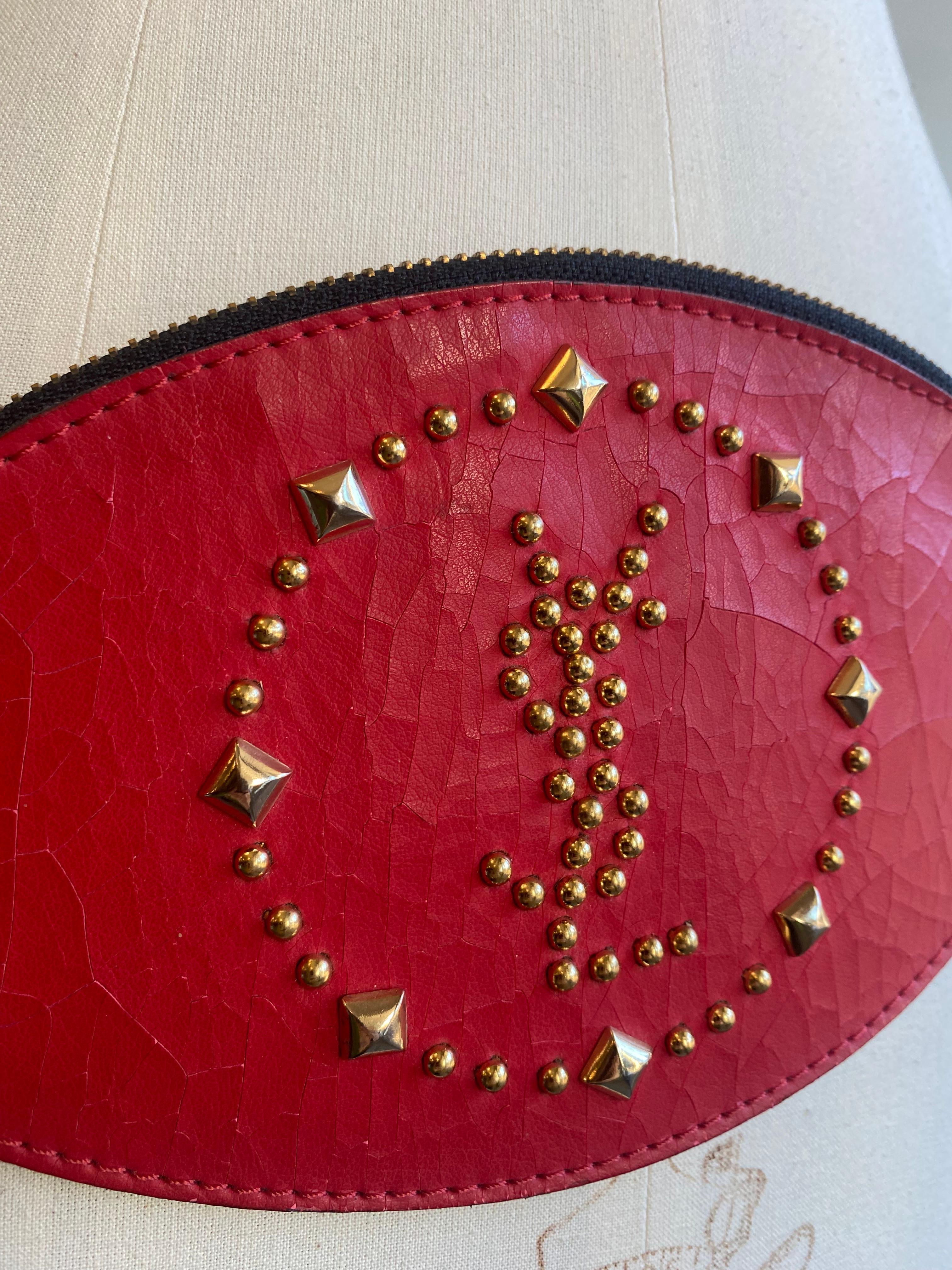 Yves Saint Laurent Vintage Leather Belt Bag In Good Condition For Sale In Glasgow, GB