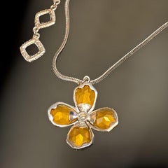 Yves Saint Laurent, collier vintage