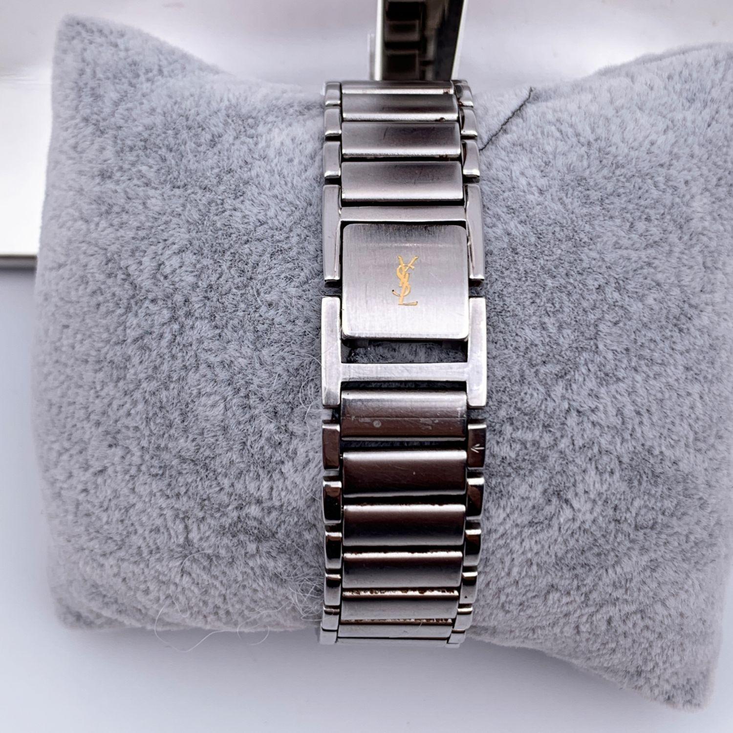 Yves Saint Laurent Vintage Rectangle Logo Watch 5421 HO4724 Y In Excellent Condition In Rome, Rome
