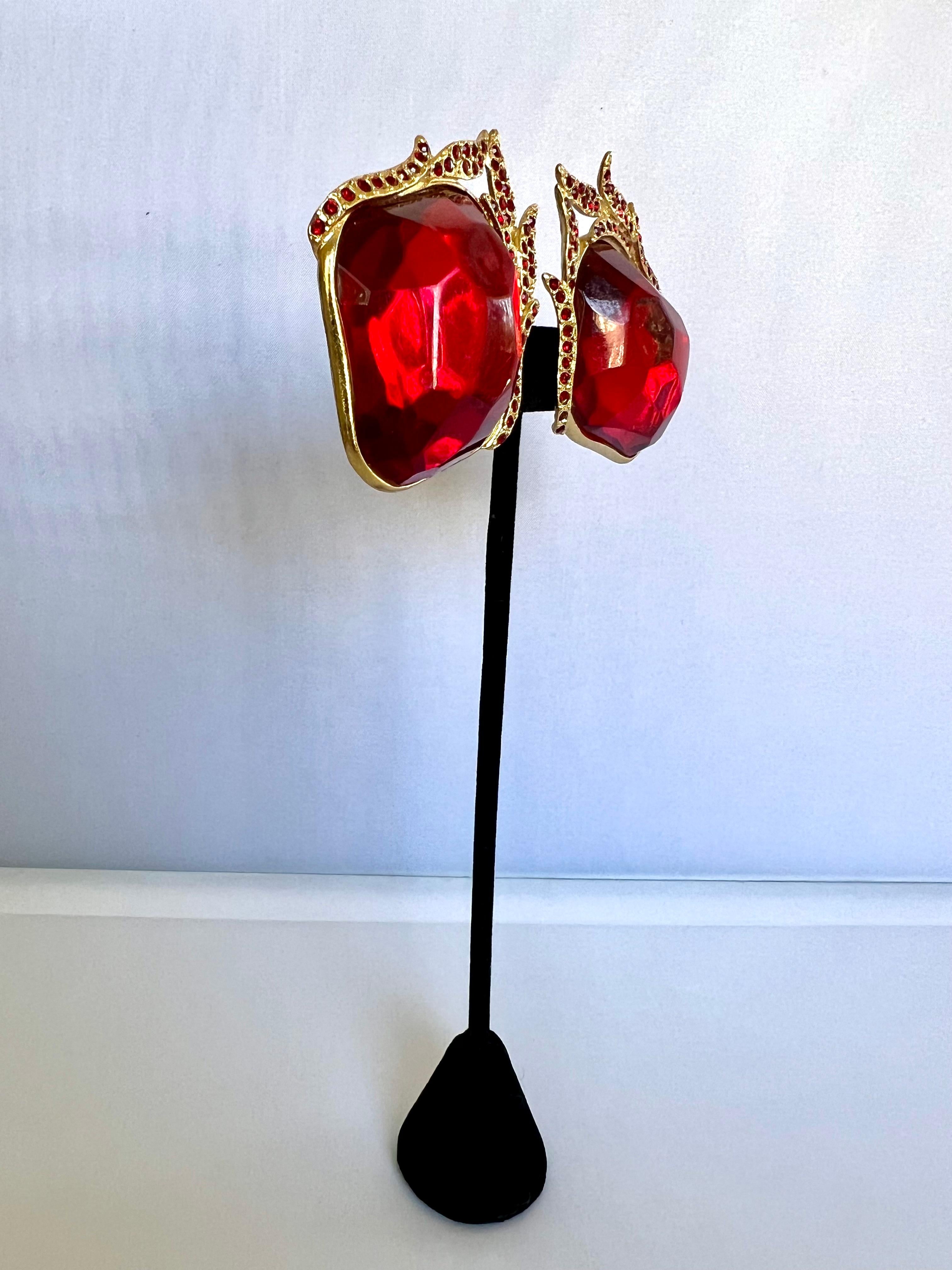 Yves Saint Laurent Vintage Red Flame Acrylic Earrings  In Good Condition For Sale In Palm Springs, CA