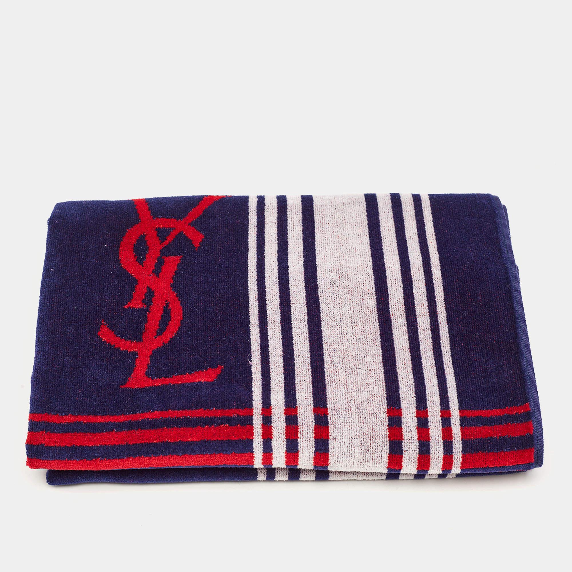 Yves Saint Laurent Vintage Red/Navy Blue Logo Patterned Terry Towel In Excellent Condition For Sale In Dubai, Al Qouz 2