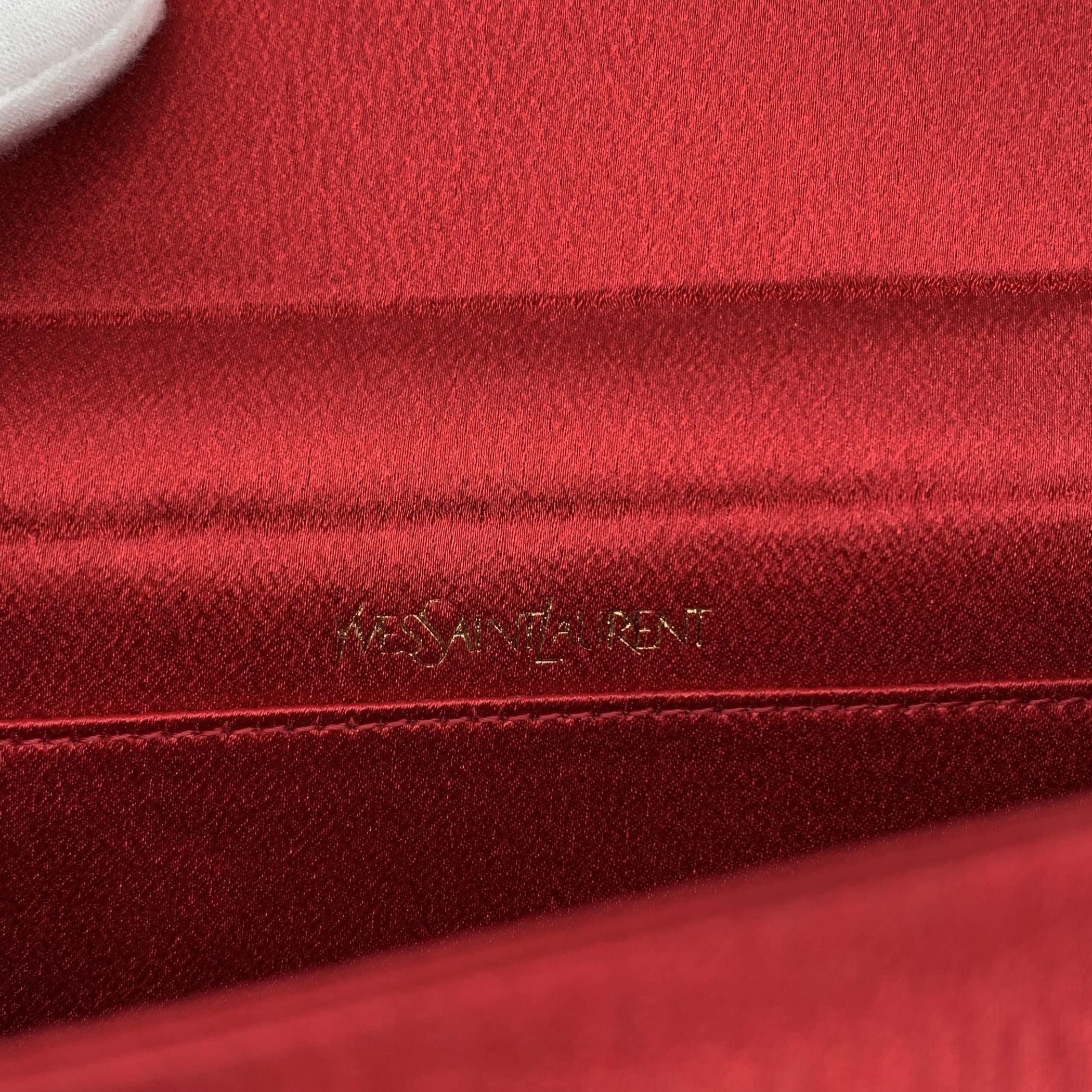 Yves Saint Laurent Vintage Rote Satin-Umhängetasche mit Schleife 2