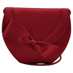 Yves Saint Laurent Vintage Rote Satin-Umhängetasche mit Schleife