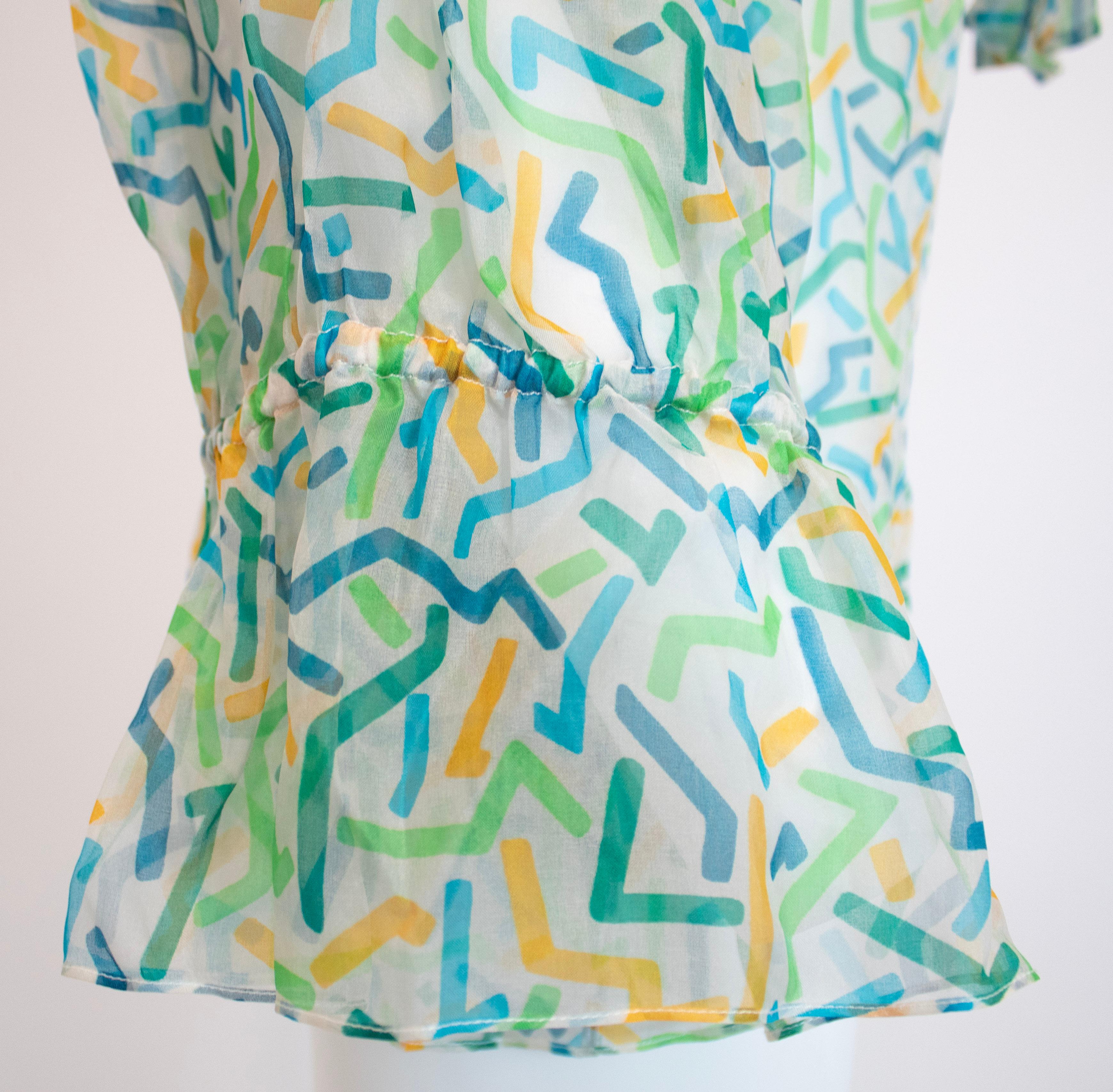 Yves Saint Laurent Vintage S/S 1983 Blusa de seda con estampado abstracto en venta 1
