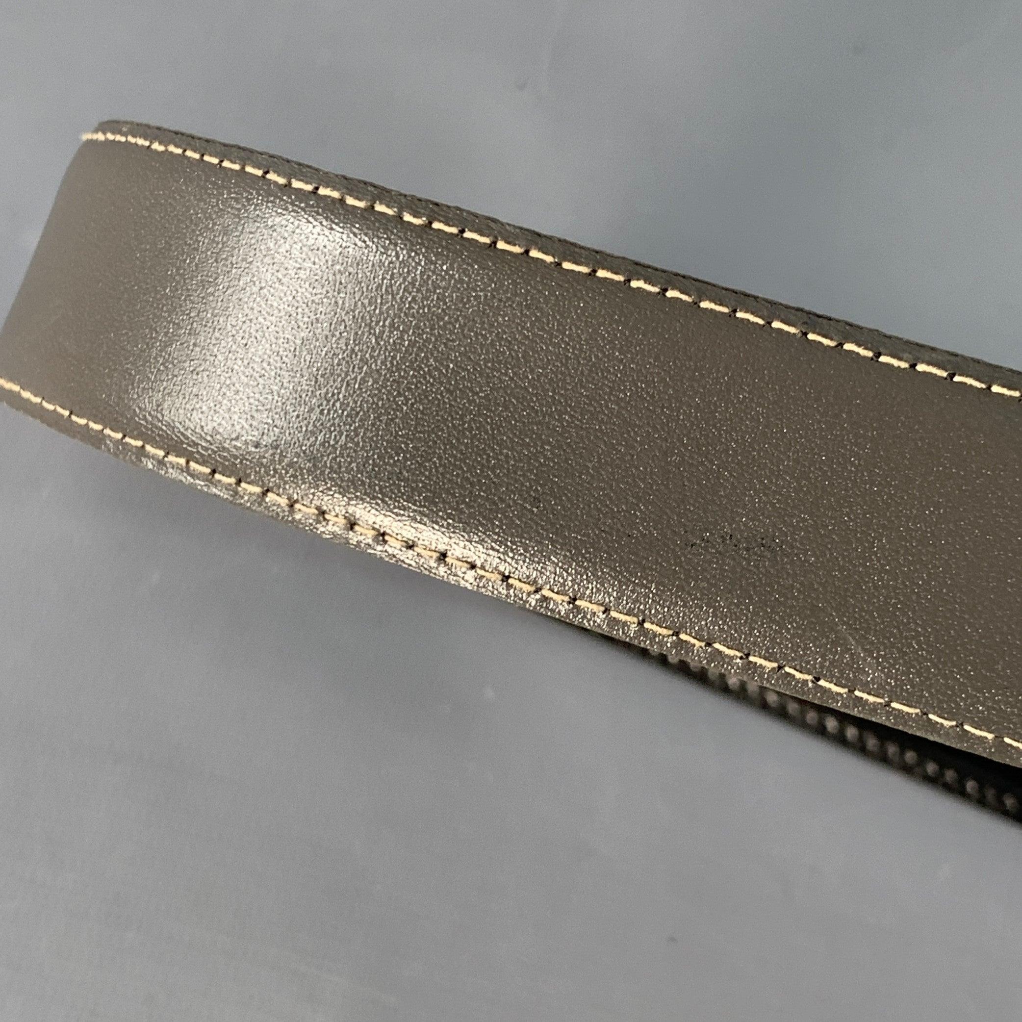 YVES SAINT LAURENT Vintage Größe 37 Grau Silber Ledergürtel im Angebot 2