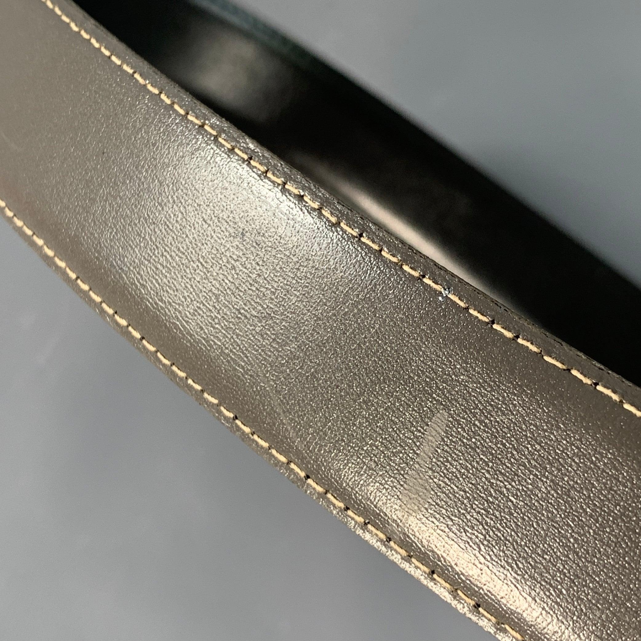YVES SAINT LAURENT Vintage Größe 37 Grau Silber Ledergürtel im Angebot 3