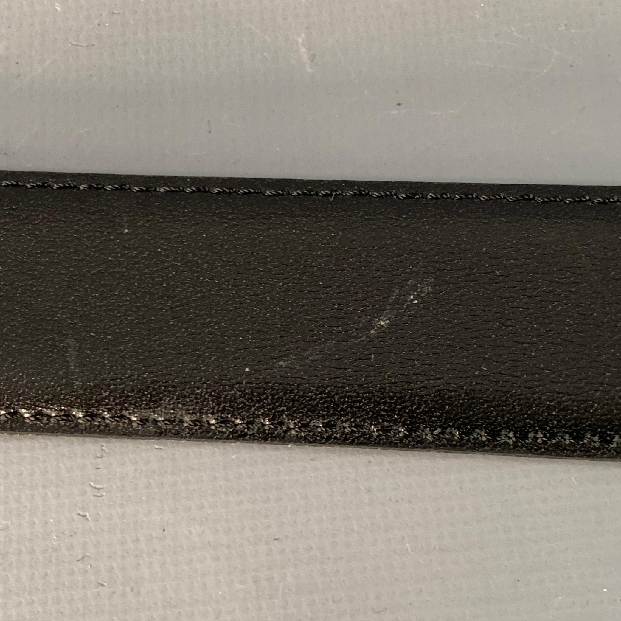 YVES SAINT LAURENT Vintage Größe 37 Grau Silber Ledergürtel im Angebot 4