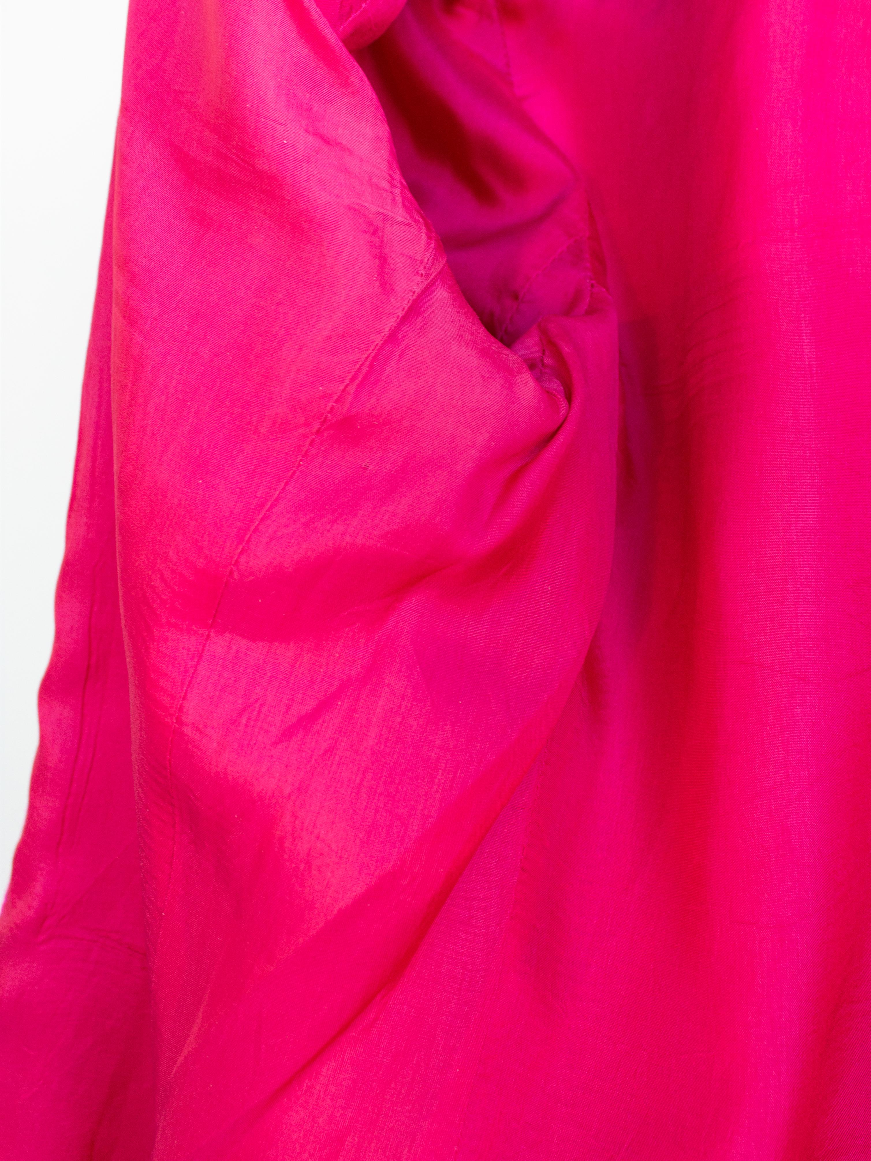 Yves Saint Laurent Vintage Spring/Summer 1995 Barbie Pink Gold Hearts Jacket For Sale 5