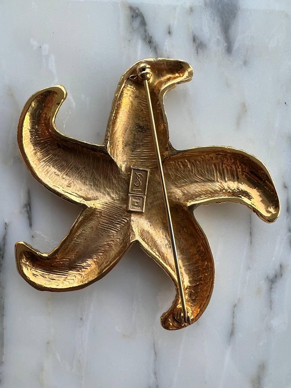 Spilla a stella vintage di Yves Saint Laurent, anni '80 in vendita 1