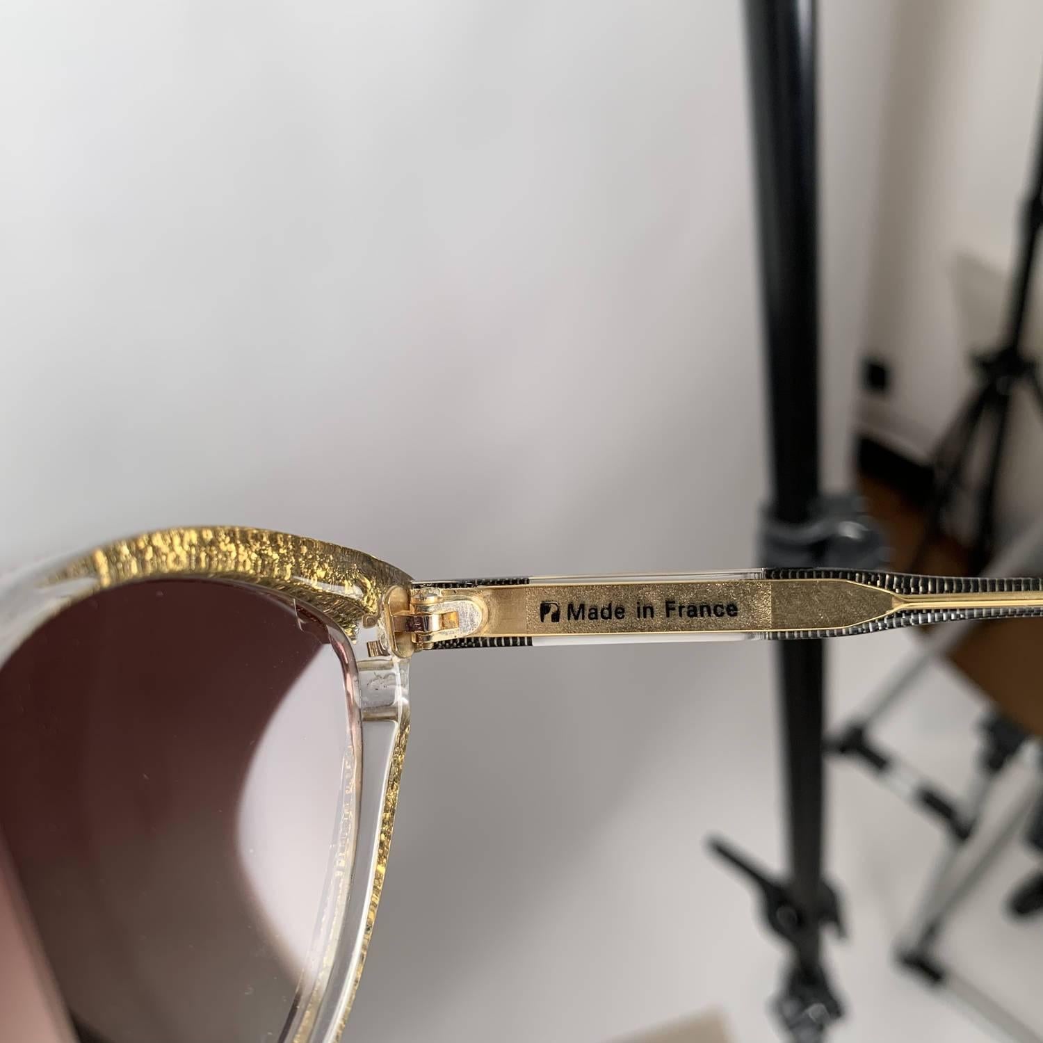 Yves Saint Laurent Vintage Sunglasses 8316 P 42 Striped Gold Glitter In Excellent Condition In Rome, Rome