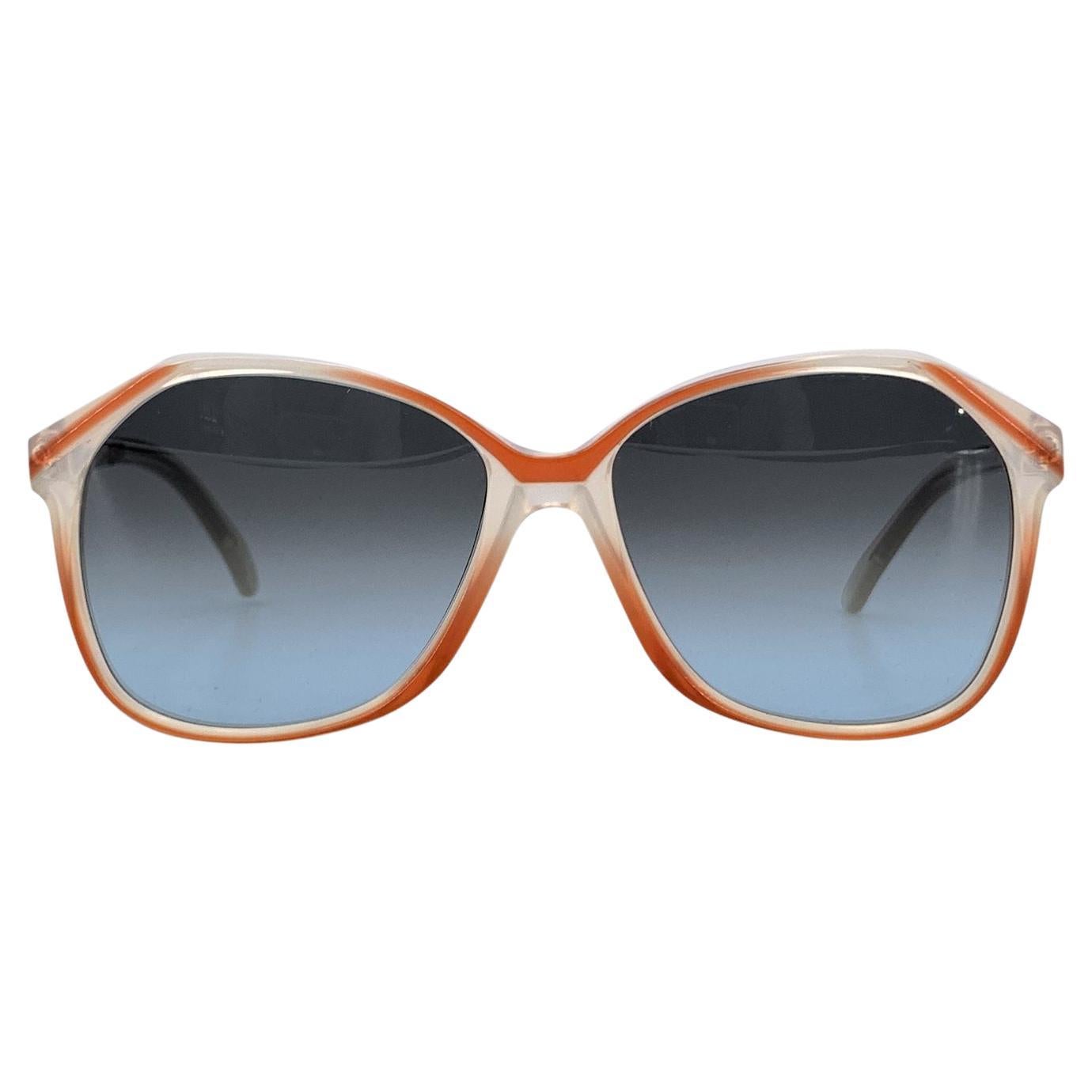 Yves Saint Laurent Vintage Sunglasses DIANE 54/16 140mm Blue Lens For Sale