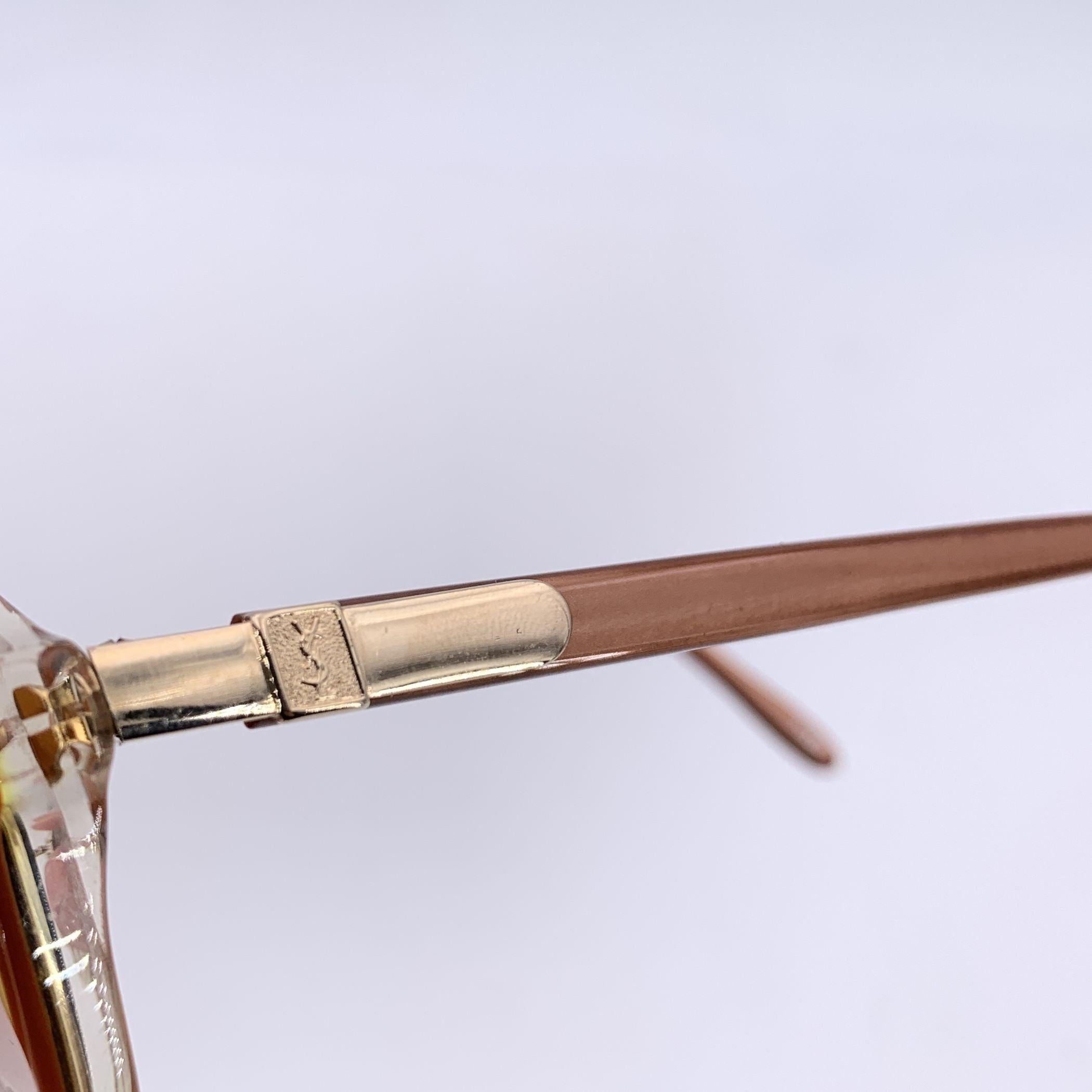 Yves Saint Laurent Vintage Lunettes de soleil LETO 52/16 135mm Pour femmes en vente
