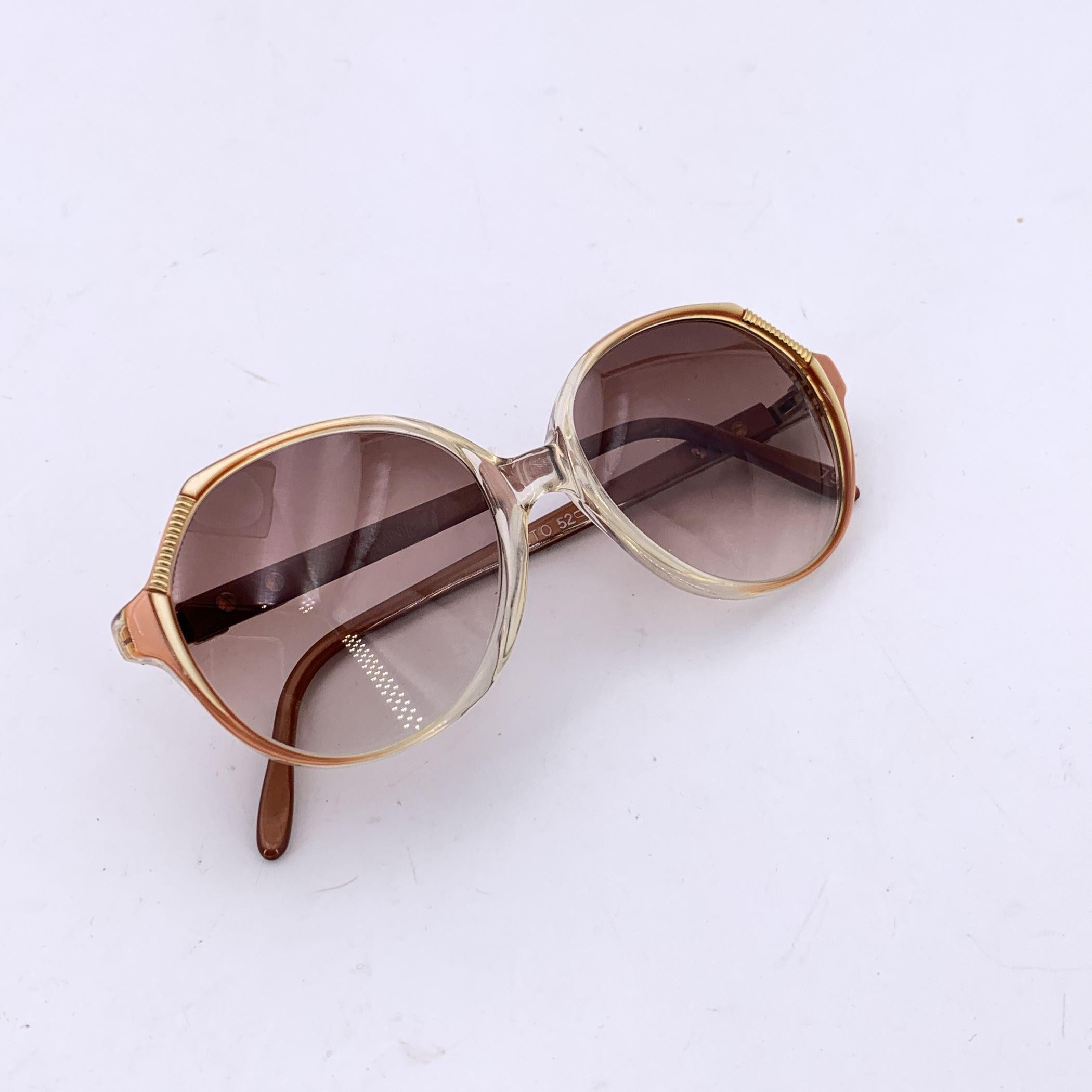 Yves Saint Laurent Vintage Lunettes de soleil LETO 52/16 135mm en vente 1