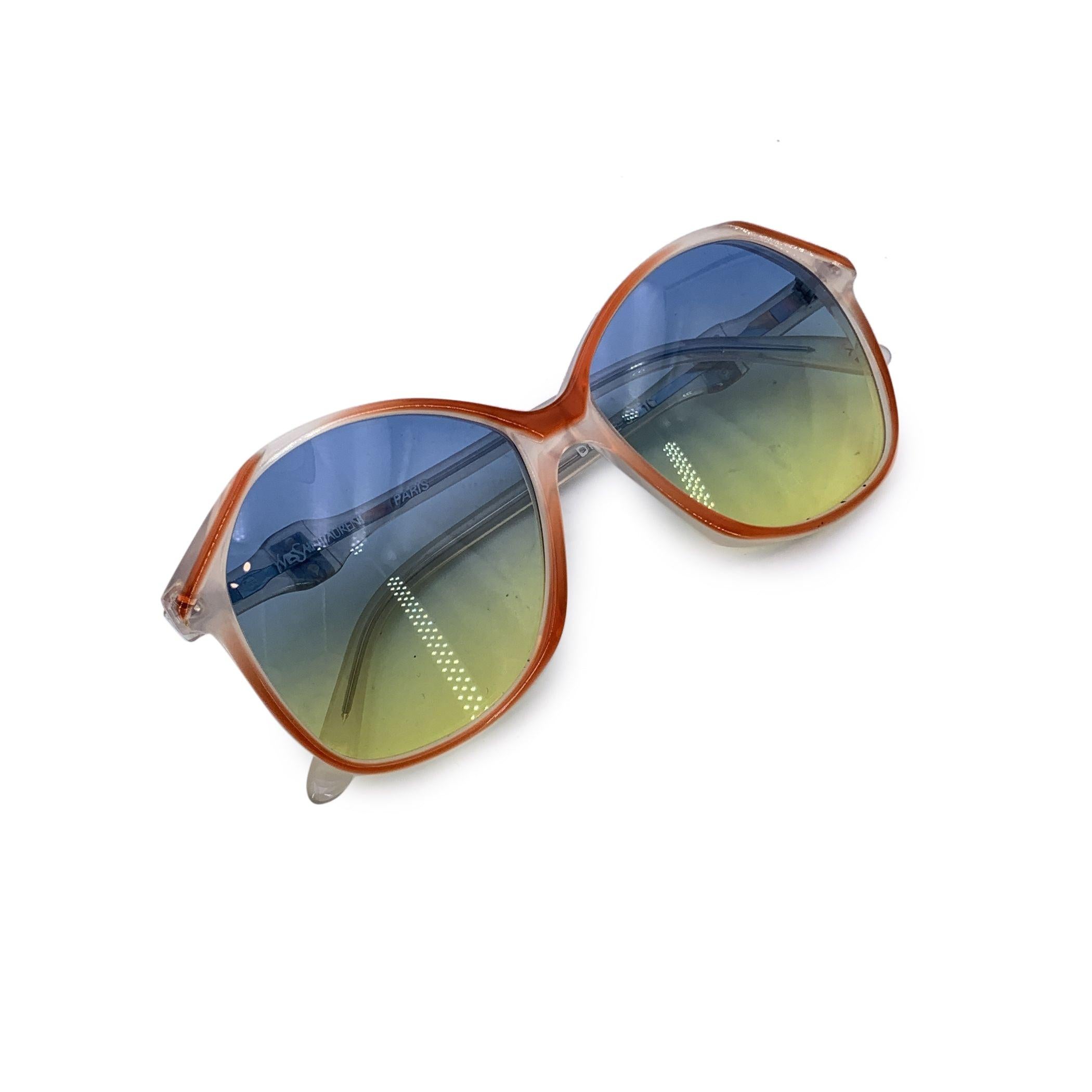 Yves Saint Laurent Vintage Weiß-Rote Diane-Sonnenbrille 54/16 140mm (Grau) im Angebot