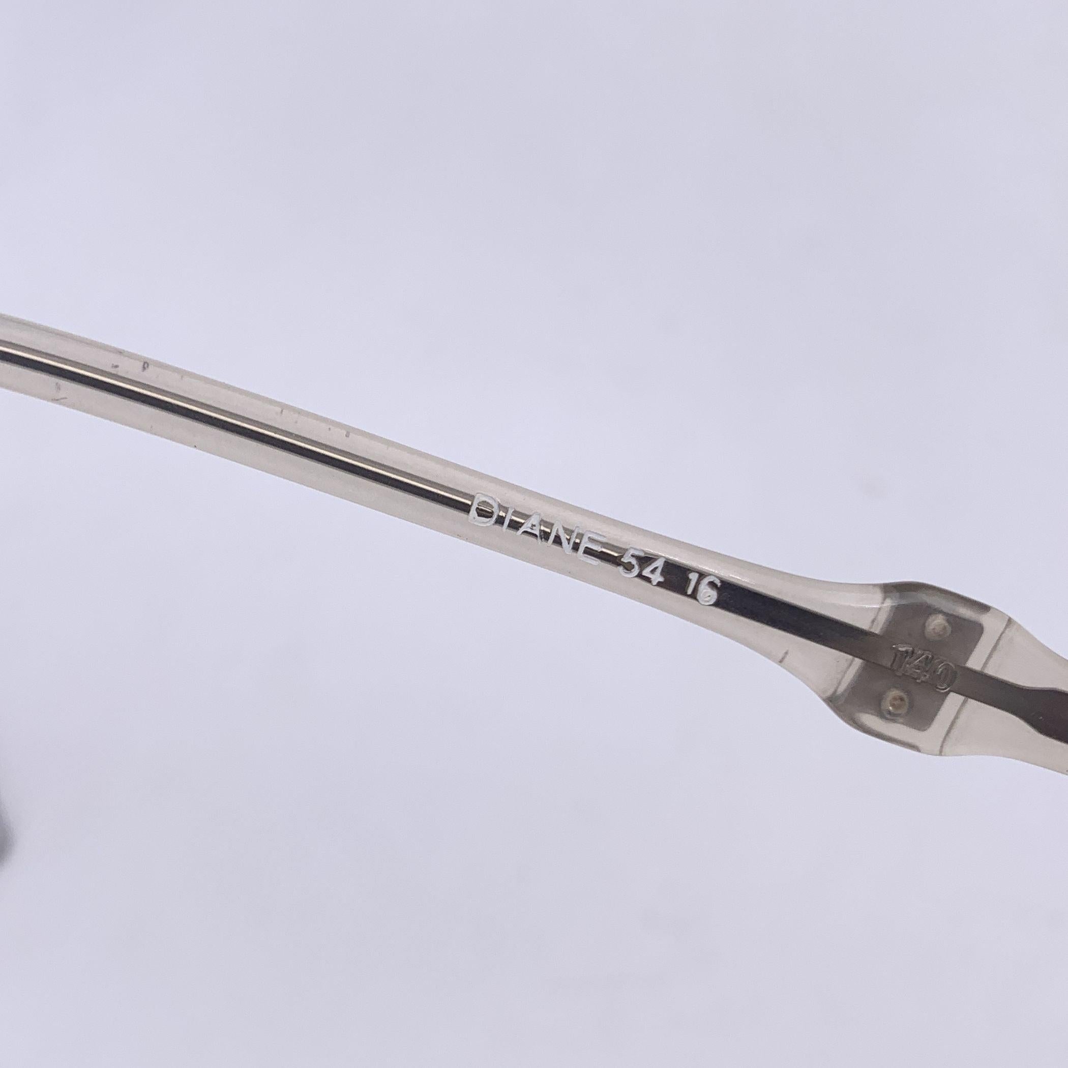 Yves Saint Laurent Vintage Weiß-Rote Diane-Sonnenbrille 54/16 140mm im Zustand „Hervorragend“ im Angebot in Rome, Rome