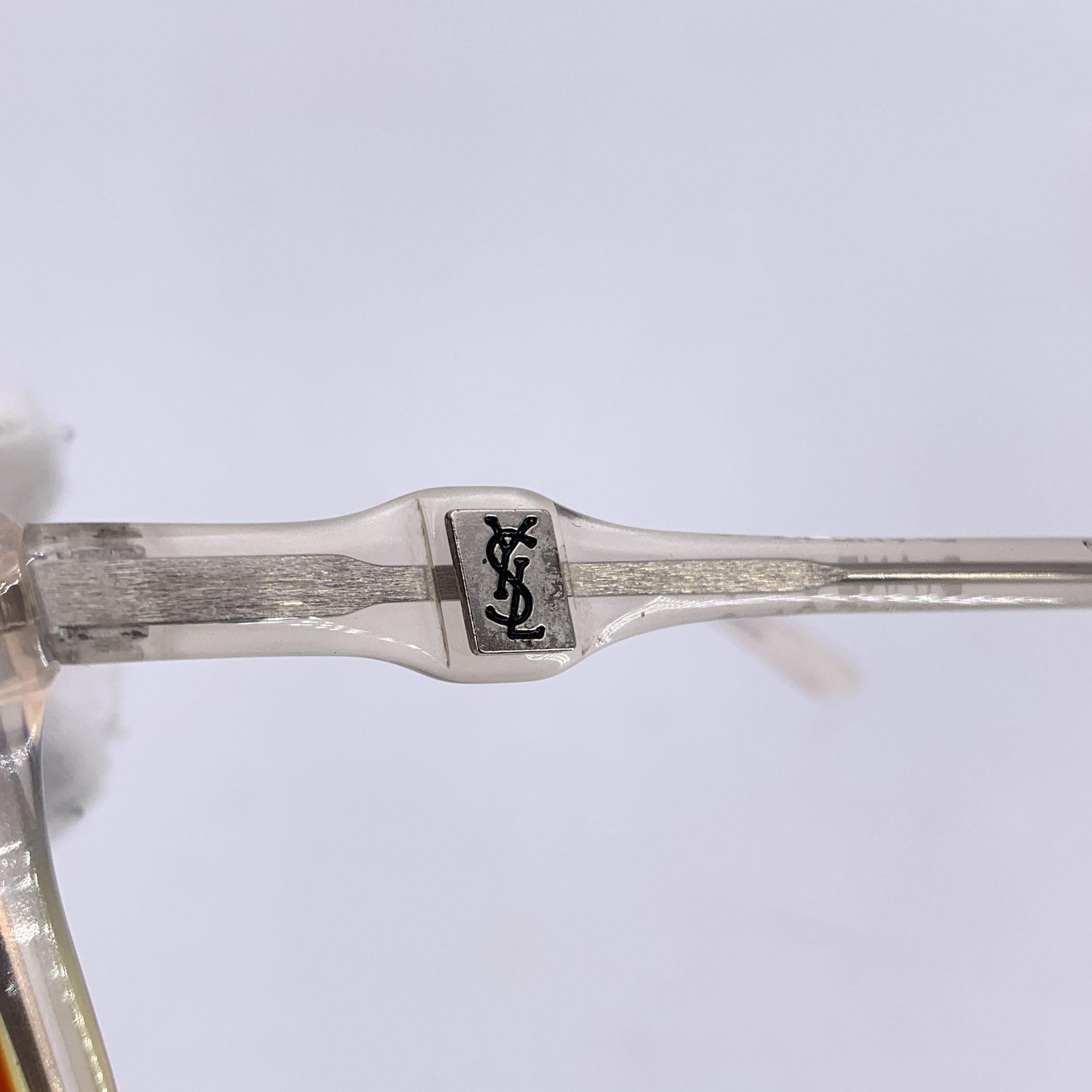 Yves Saint Laurent Vintage Weiß-Rote Diane-Sonnenbrille 54/16 140mm im Angebot 1