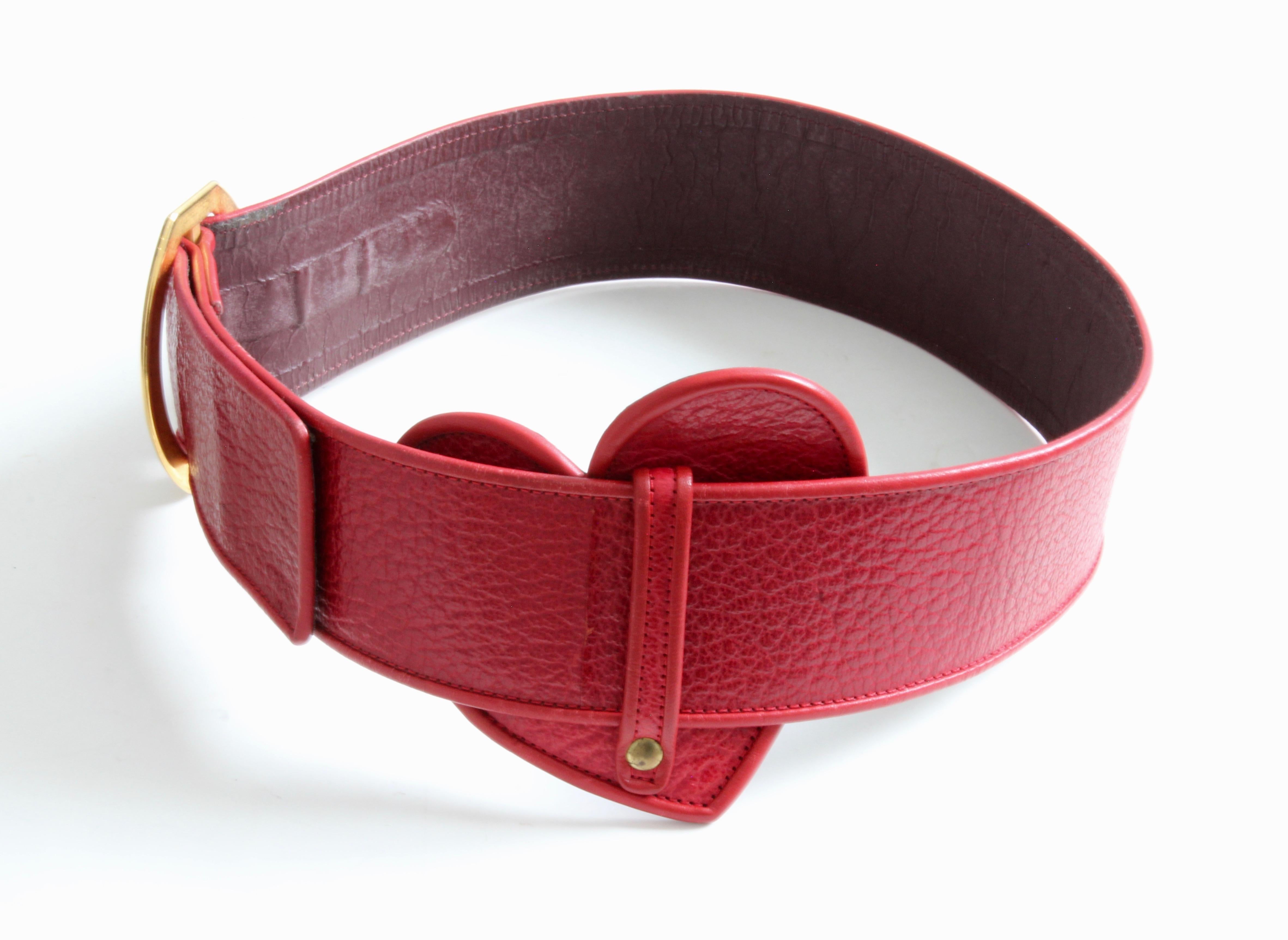 Women's Yves Saint Laurent Wide Belt YSL Rive Gauche Red Leather Heart Vintage 70s Rare For Sale