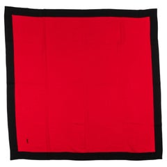 Yves Saint Laurent Wollschal
