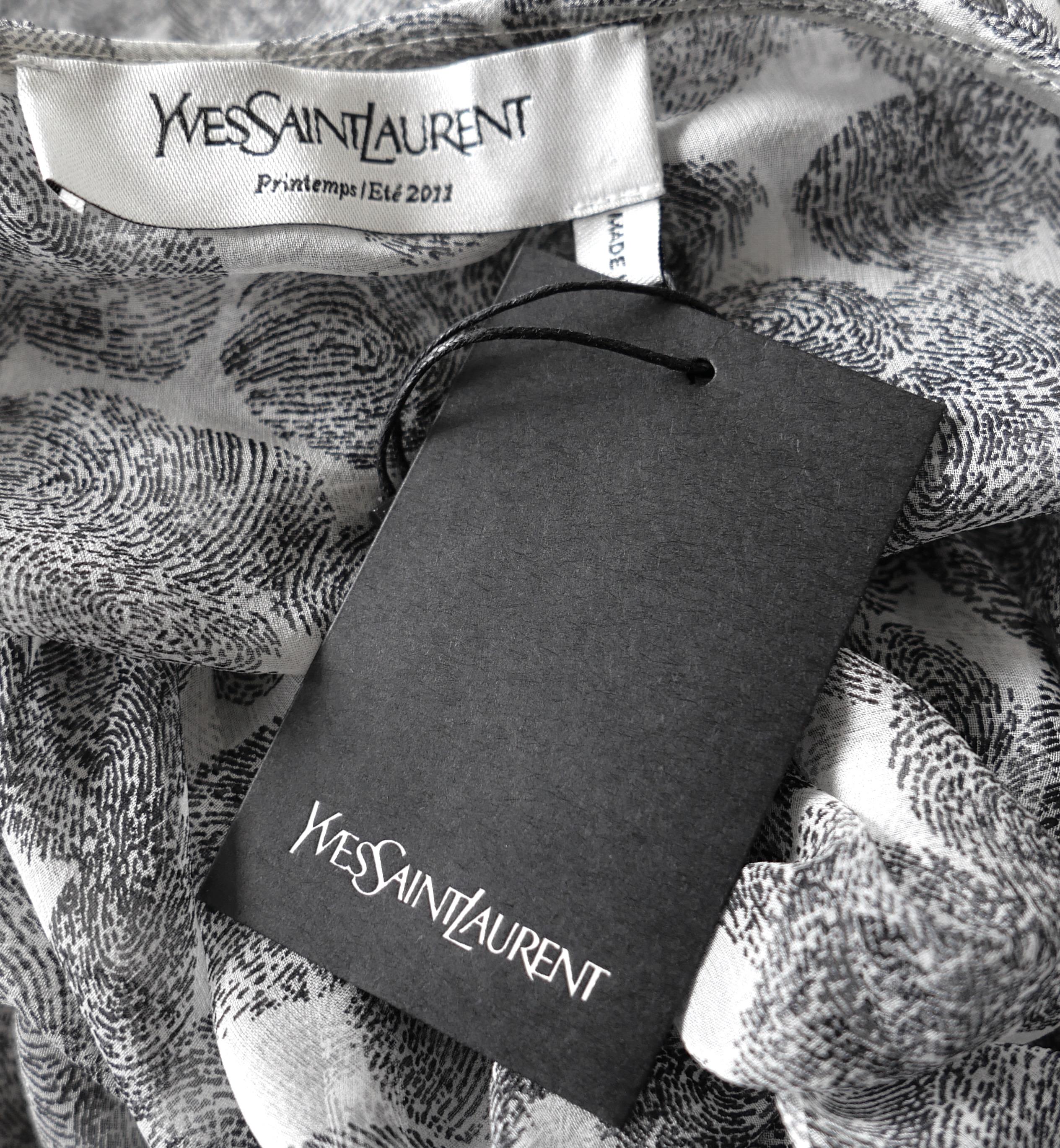 Yves Saint Laurent x Stefano Pilati Primavera 2011 Camicetta in seta con impronte digitali in vendita 1
