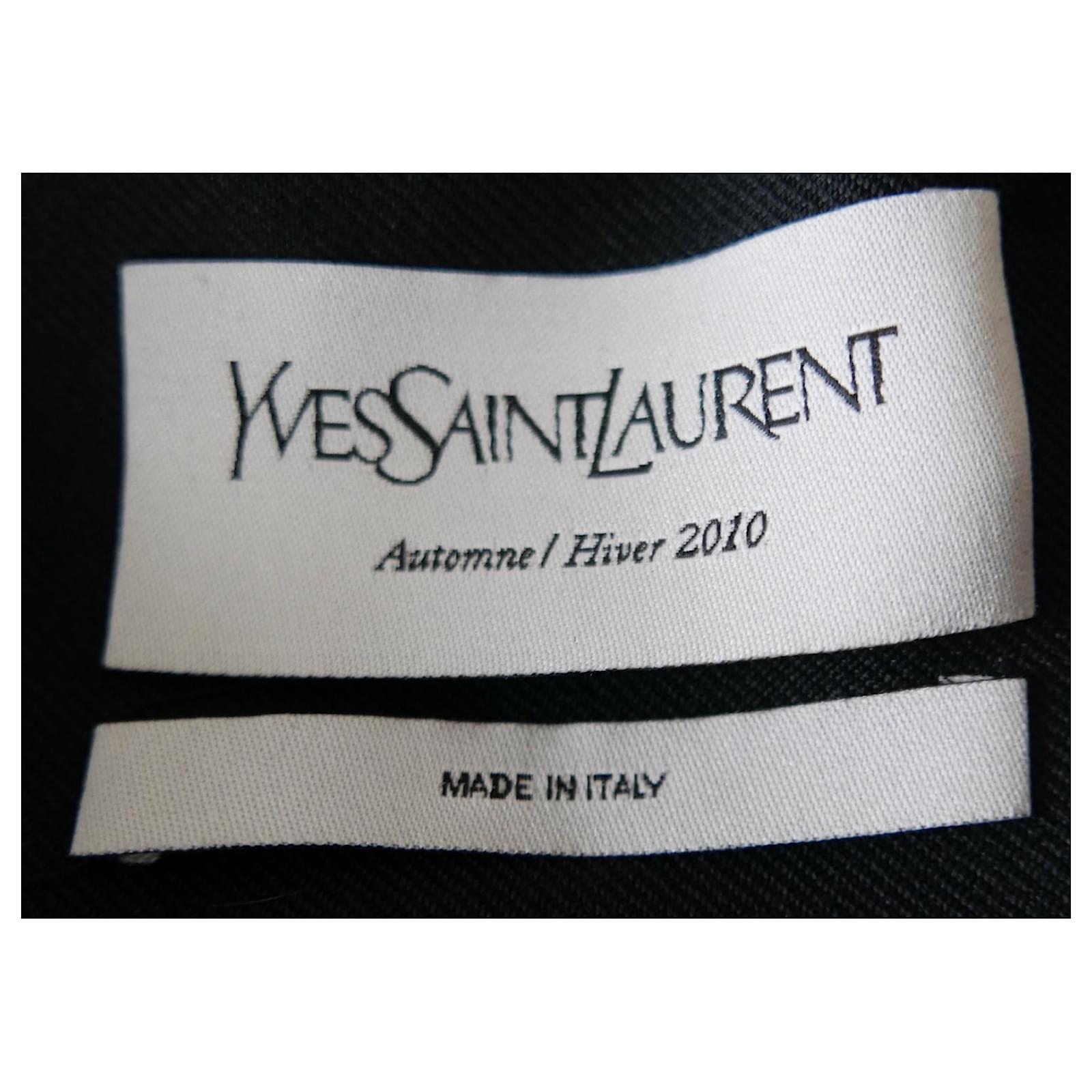 Yves Saint Laurent for Stefano Pilati AW10 - Top noir à péplum en vente 2