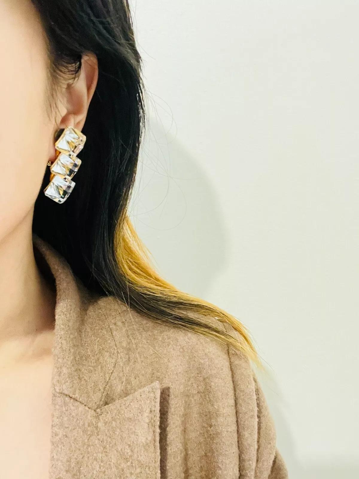 Yves Saint Laurent YSL 1960s 3D Trio Clear Crystals Cube Chunky Clip Earrings For Sale 3
