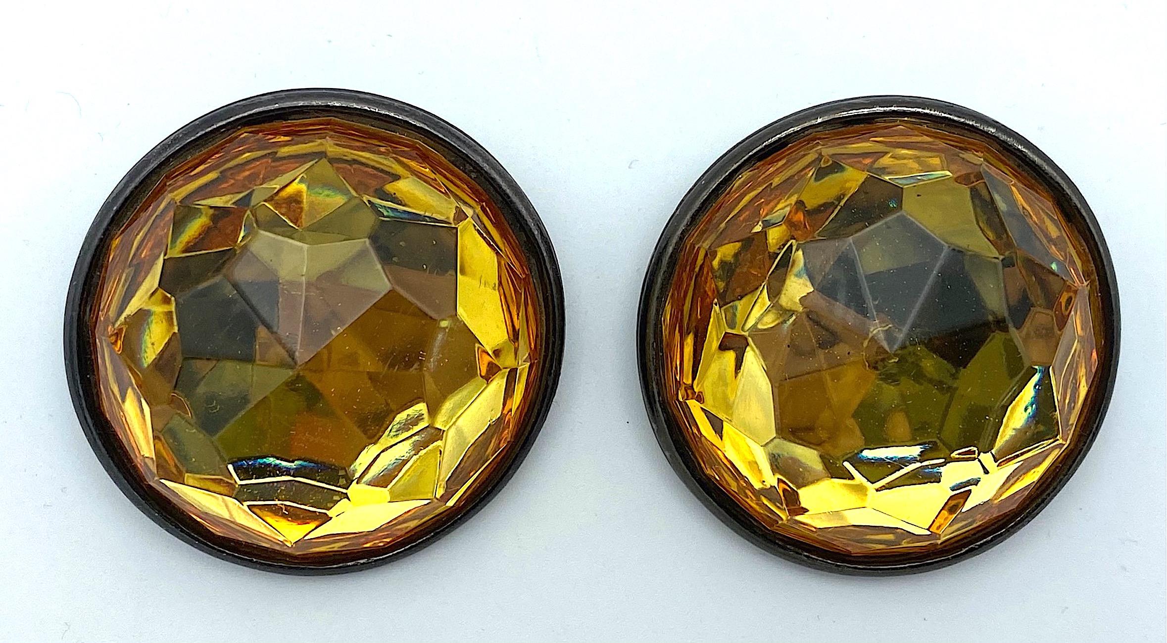 Yves Saint Laurent YSL 1980s Faceted Dome Large Button Earrings In Good Condition In New York, NY