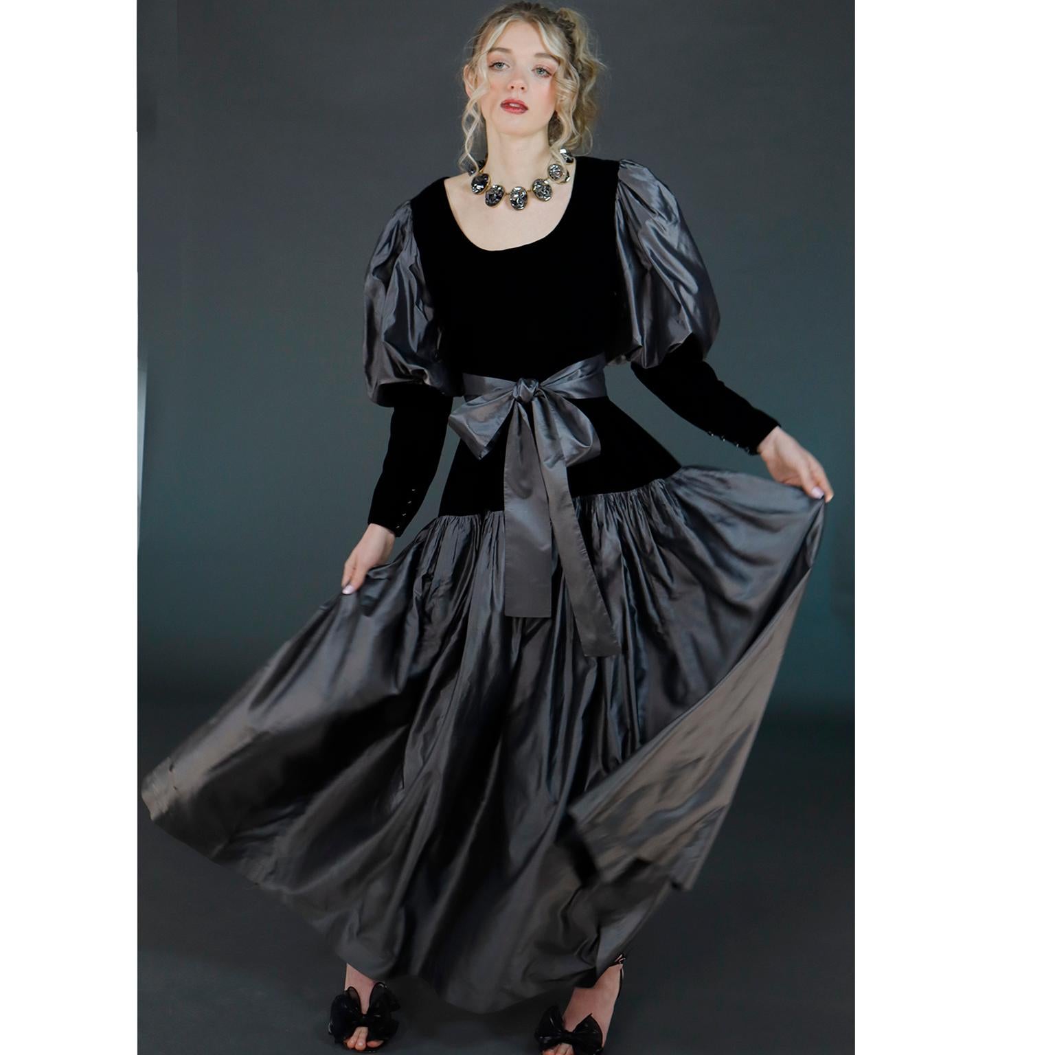 Yves Saint Laurent YSL 1982 Silver Taffeta and Black Velvet Runway Evening Dress In Good Condition For Sale In Portland, OR