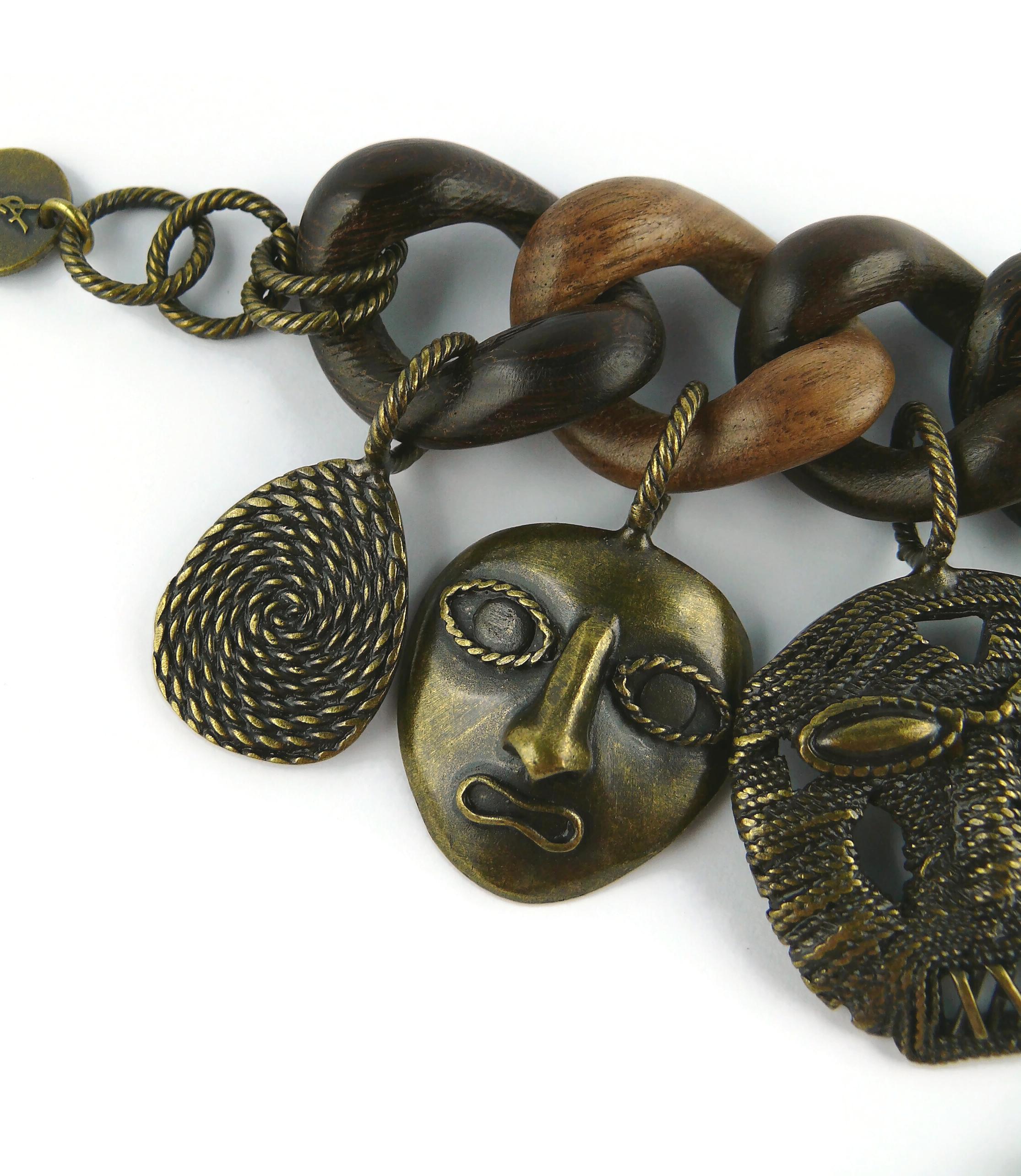 Yves Saint Laurent YSL African Mask Charm Wood Link Bracelet In Excellent Condition For Sale In Nice, FR