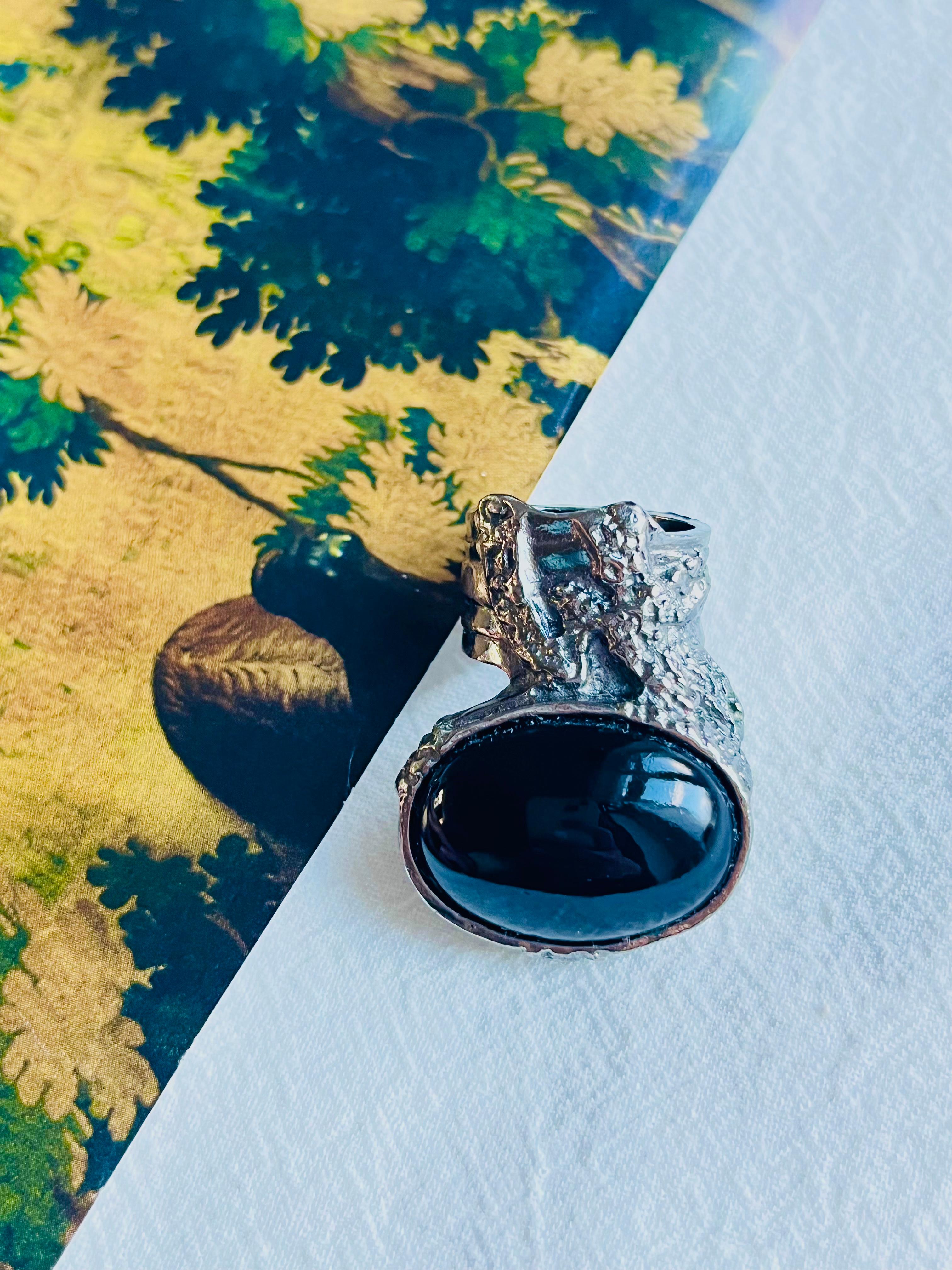 Yves Saint Laurent YSL Arty Anello d'argento con cabochon nero, misura 6 In condizioni buone in vendita a Wokingham, England