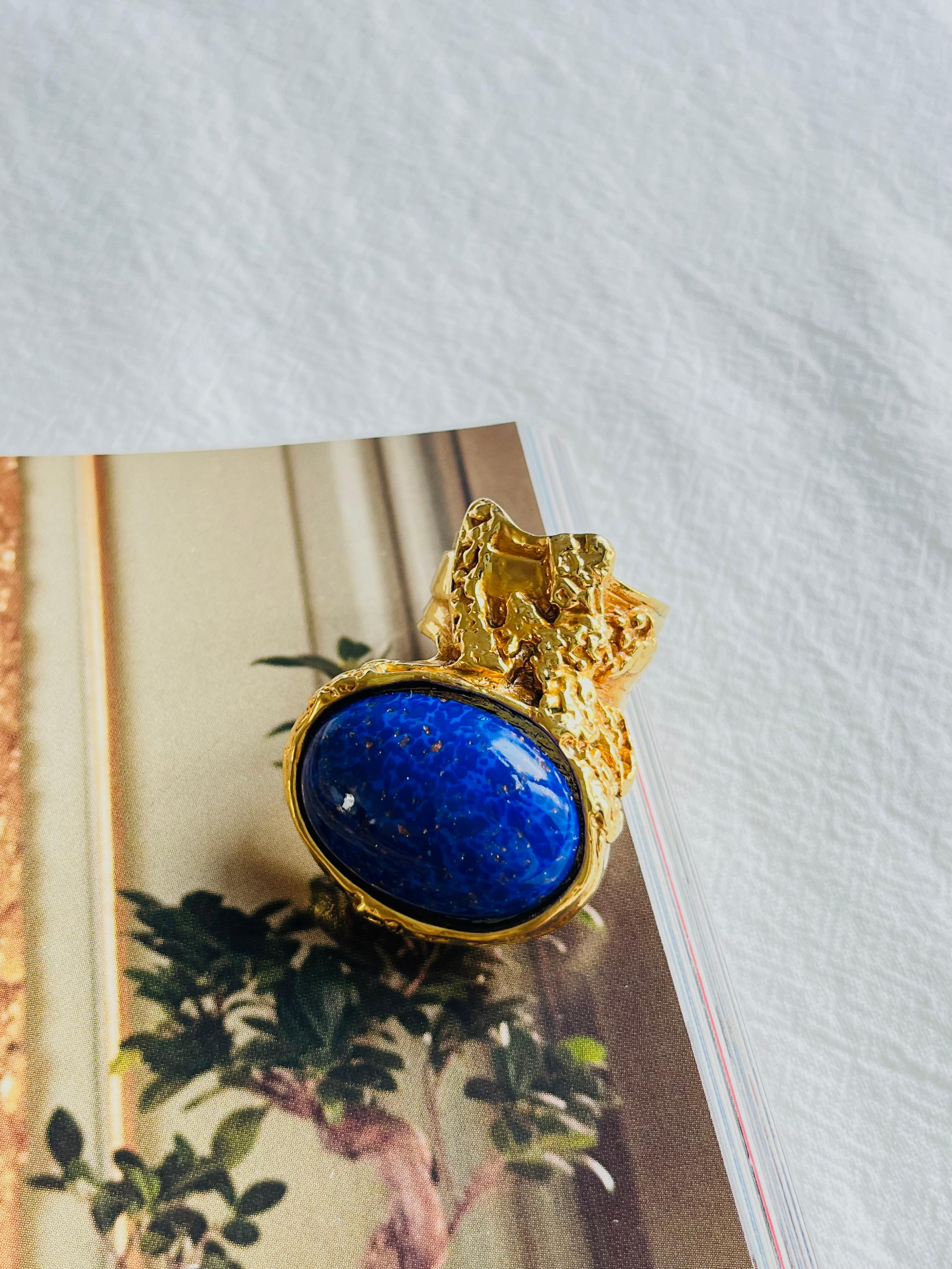 Art Nouveau Yves Saint Laurent YSL Arty Blue Navy Cabochon Statement Chunky Ring, US 8, Gold